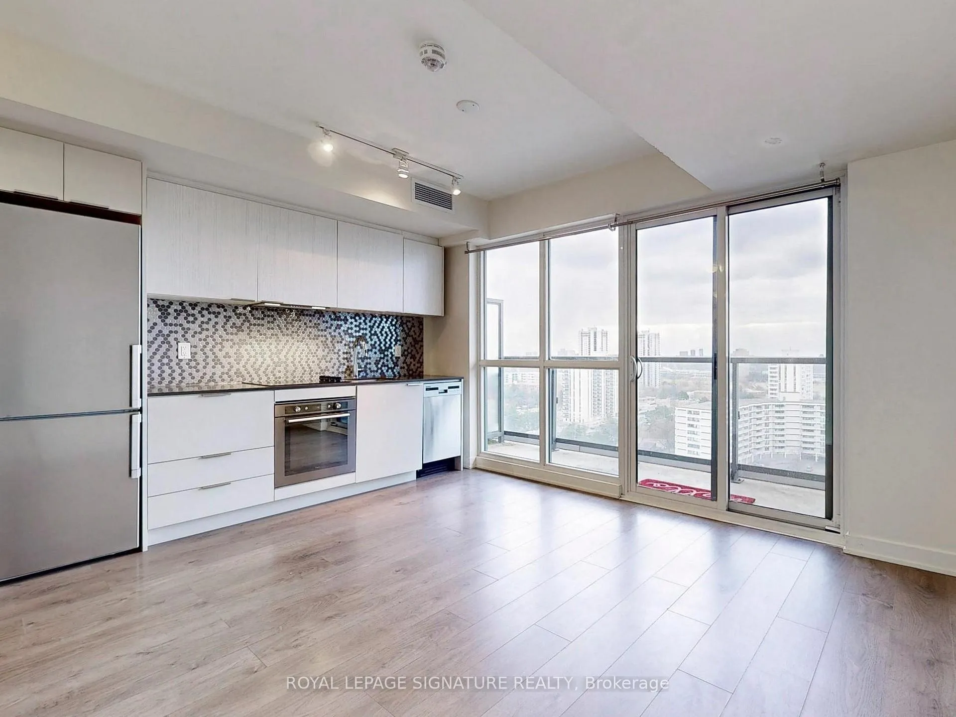 Photo 6 of Unit 1709, 2 Sonic Way, Toronto, Flemingdon Park — HOMEH