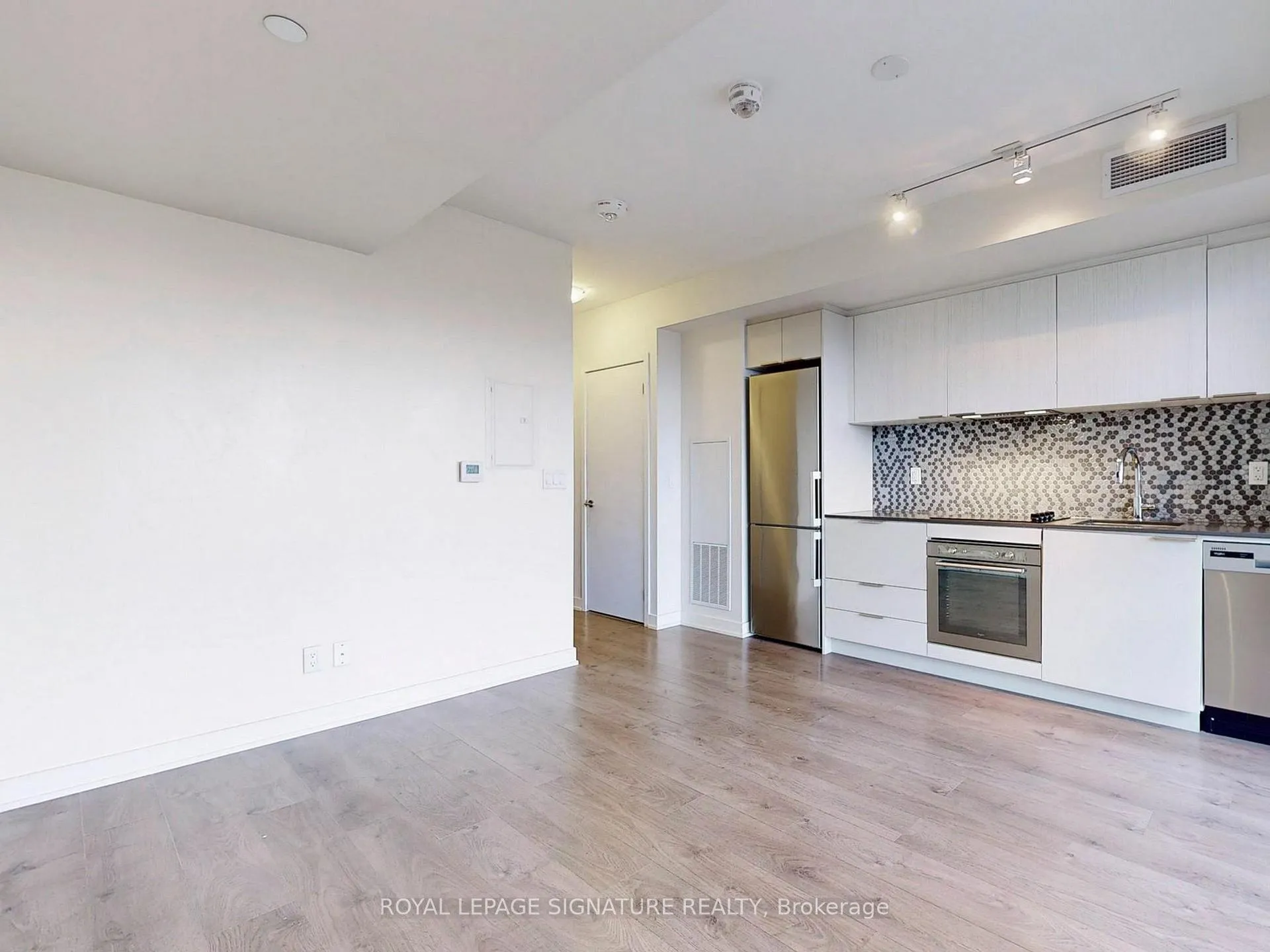 Photo 12 of Unit 1709, 2 Sonic Way, Toronto, Flemingdon Park — HOMEH