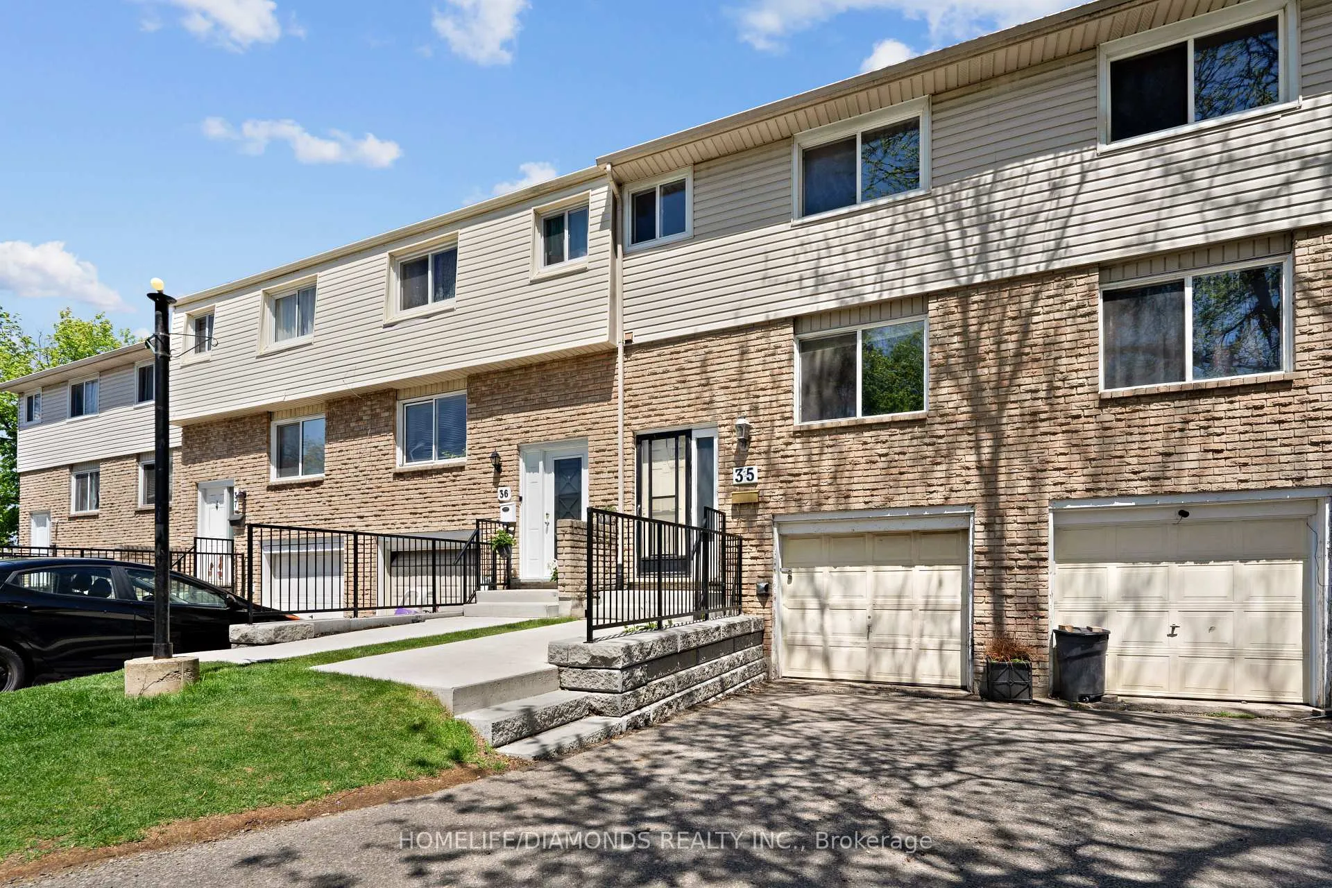 Photo 2 of Unit 35, 262 Kenora Avenue, Hamilton, Kentley — HOMEH