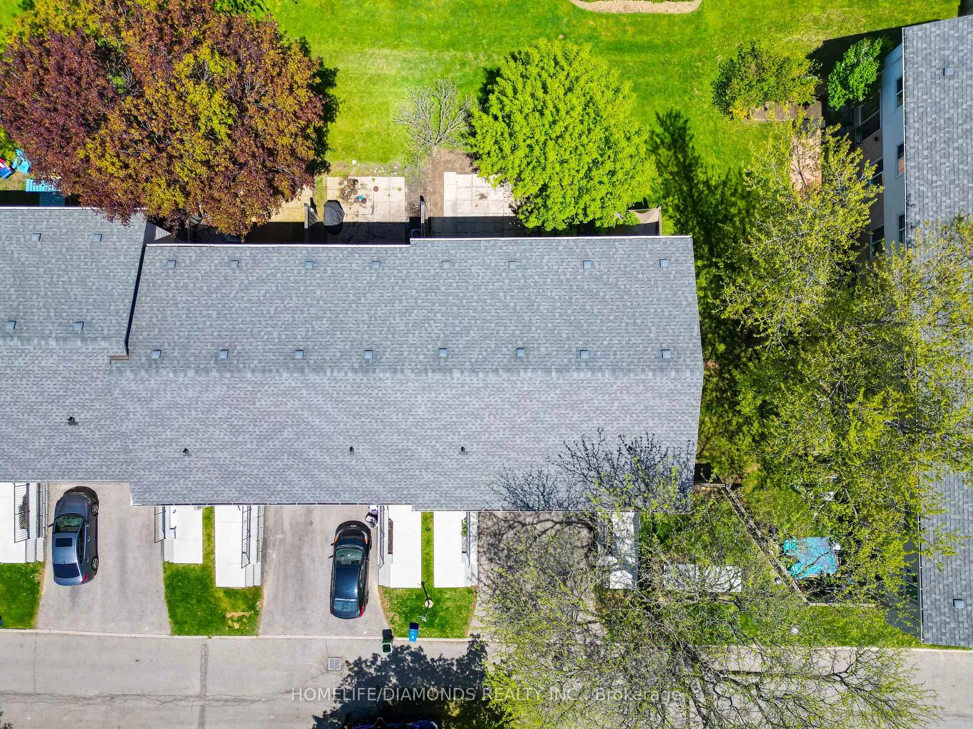 Photo 5 of Unit 35, 262 Kenora Avenue, Hamilton, Kentley — HOMEH