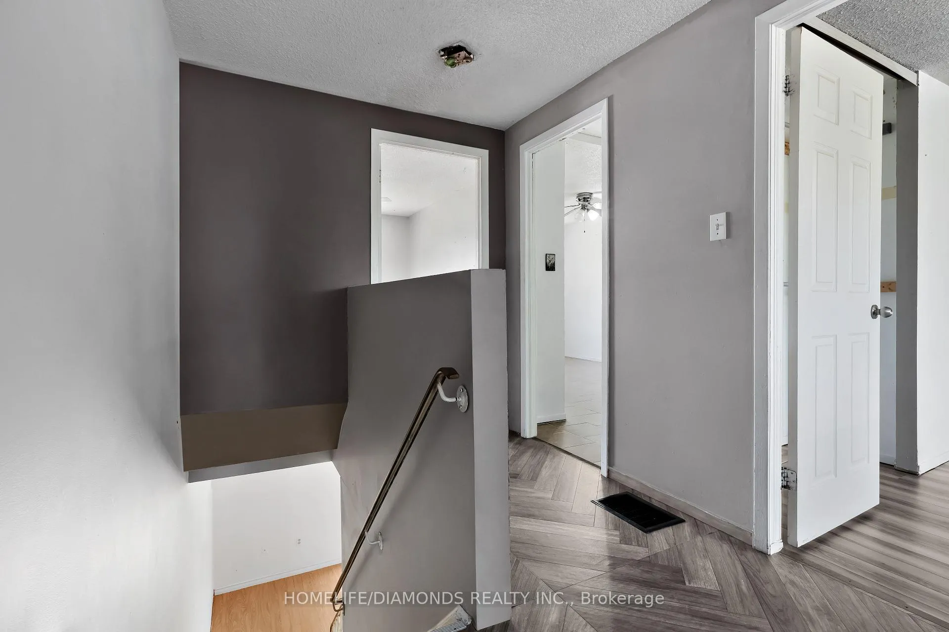 Photo 19 of Unit 35, 262 Kenora Avenue, Hamilton, Kentley — HOMEH
