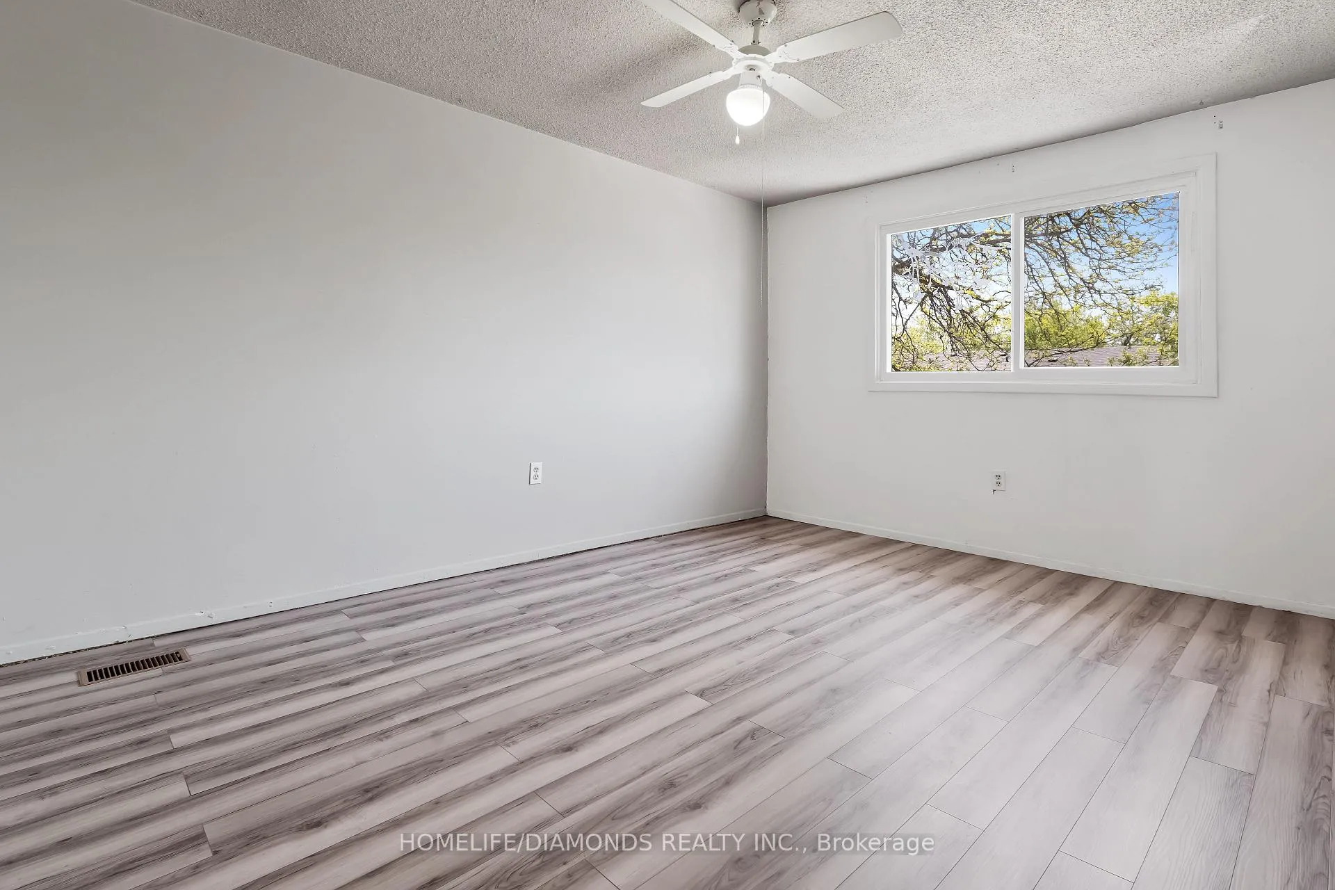 Photo 20 of Unit 35, 262 Kenora Avenue, Hamilton, Kentley — HOMEH