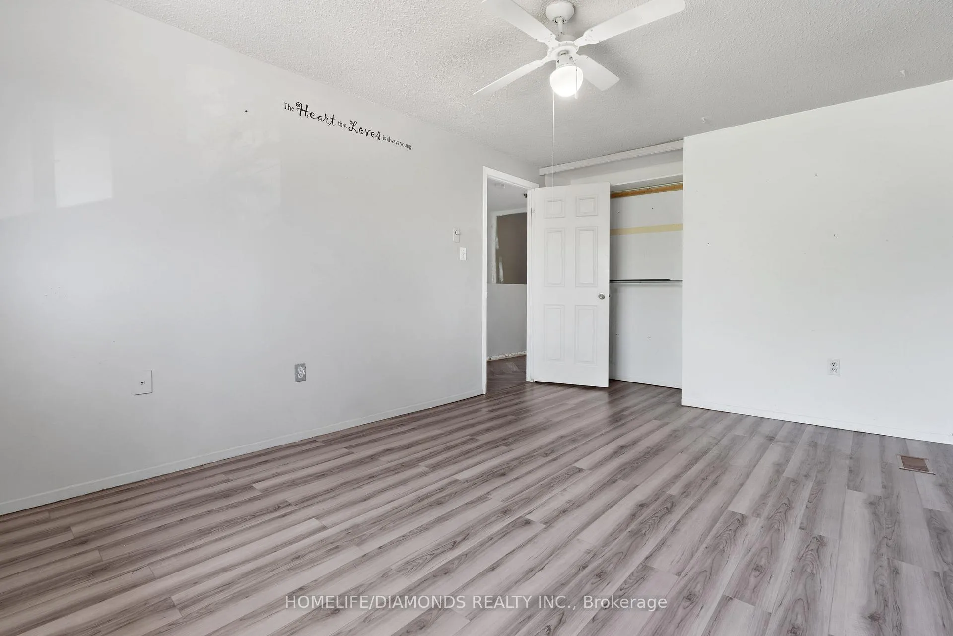 Photo 21 of Unit 35, 262 Kenora Avenue, Hamilton, Kentley — HOMEH