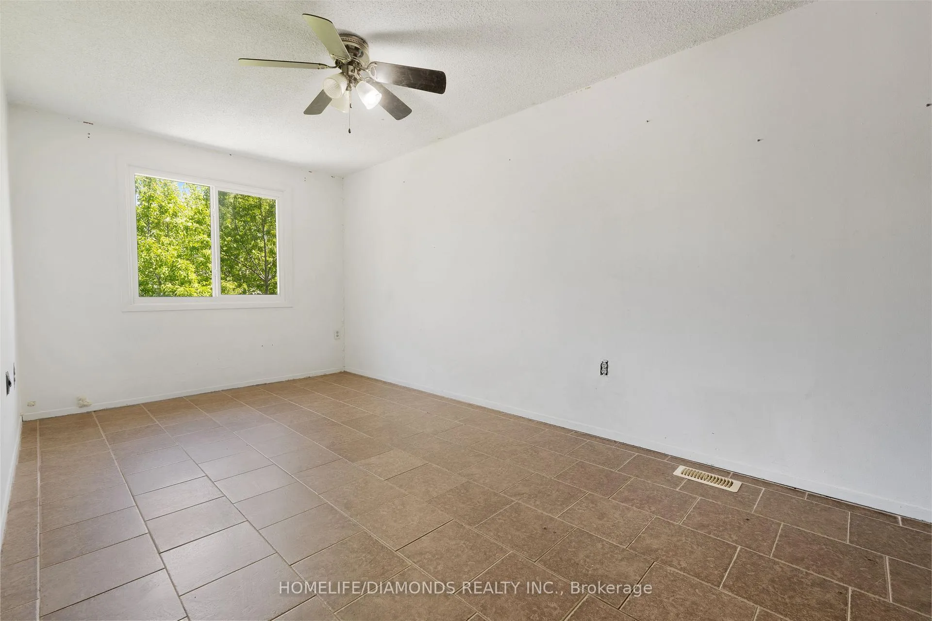 Photo 22 of Unit 35, 262 Kenora Avenue, Hamilton, Kentley — HOMEH