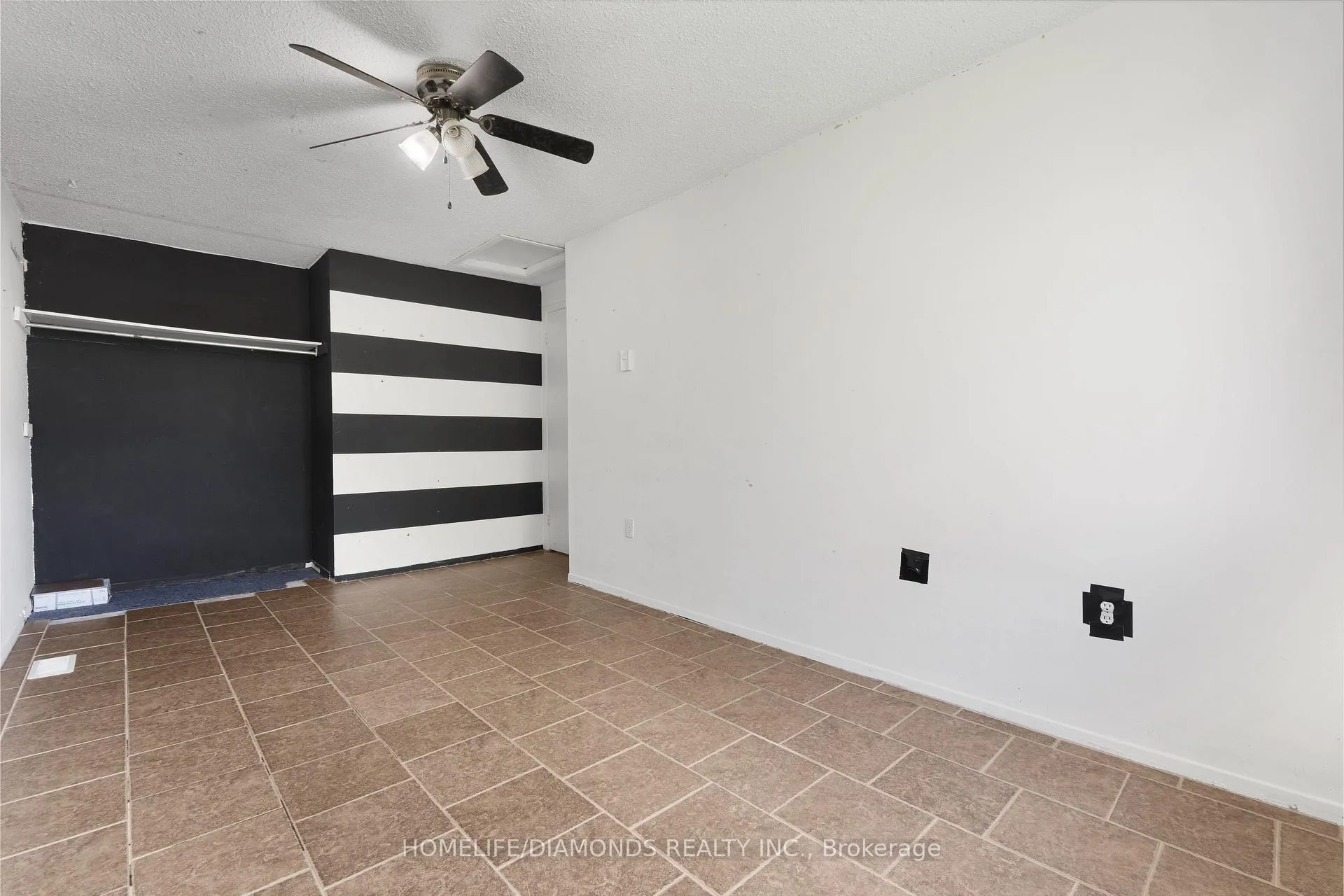 Photo 23 of Unit 35, 262 Kenora Avenue, Hamilton, Kentley — HOMEH
