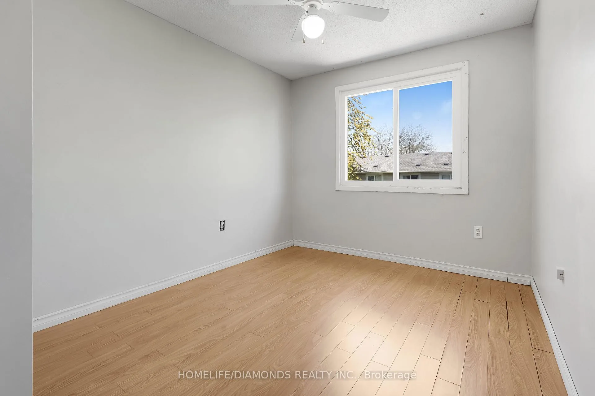 Photo 25 of Unit 35, 262 Kenora Avenue, Hamilton, Kentley — HOMEH