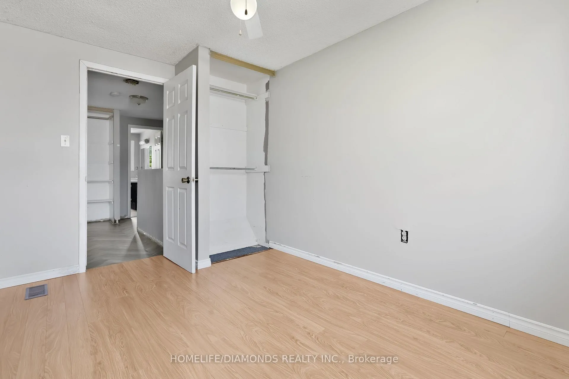 Photo 26 of Unit 35, 262 Kenora Avenue, Hamilton, Kentley — HOMEH
