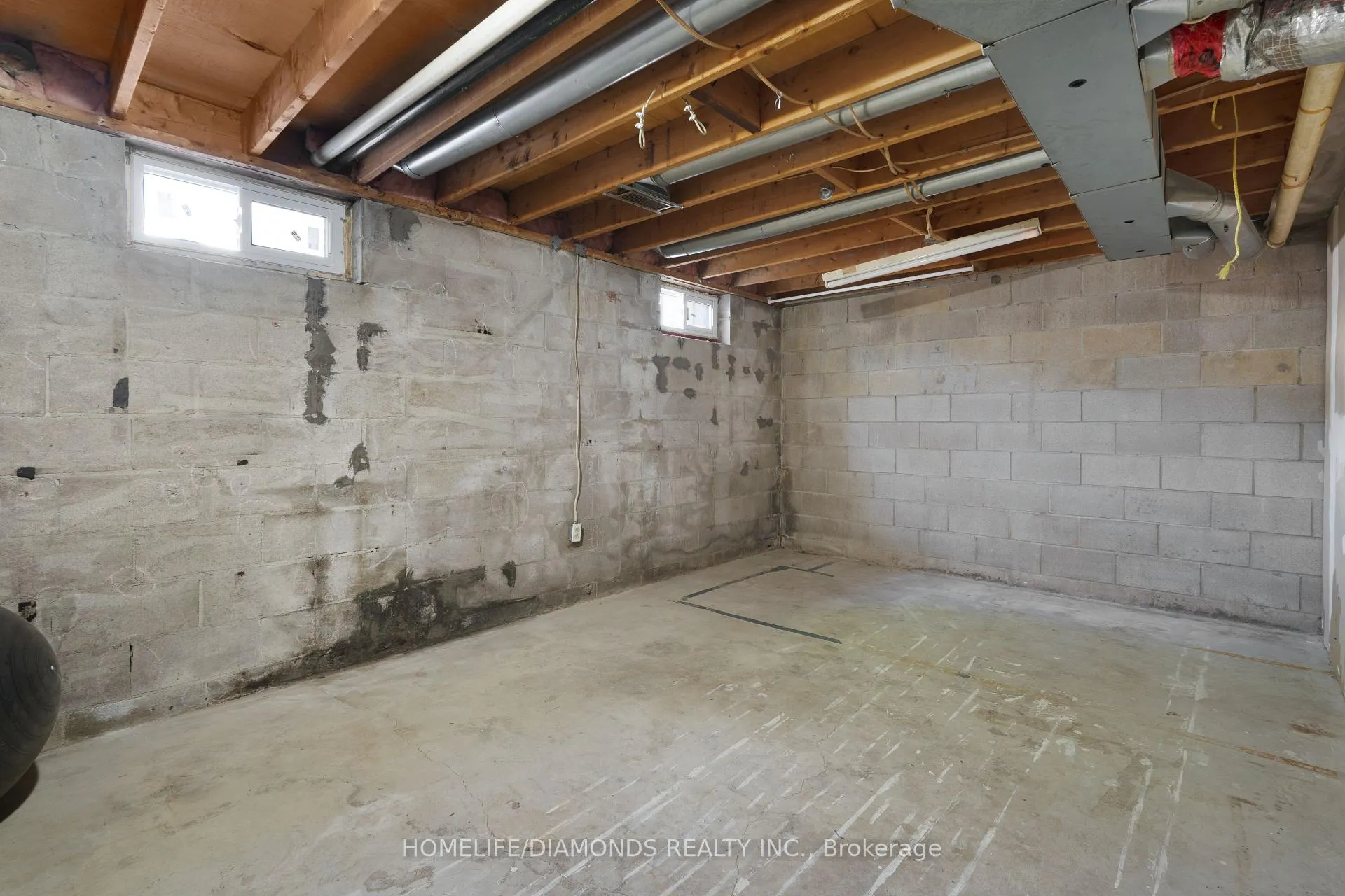Photo 32 of Unit 35, 262 Kenora Avenue, Hamilton, Kentley — HOMEH