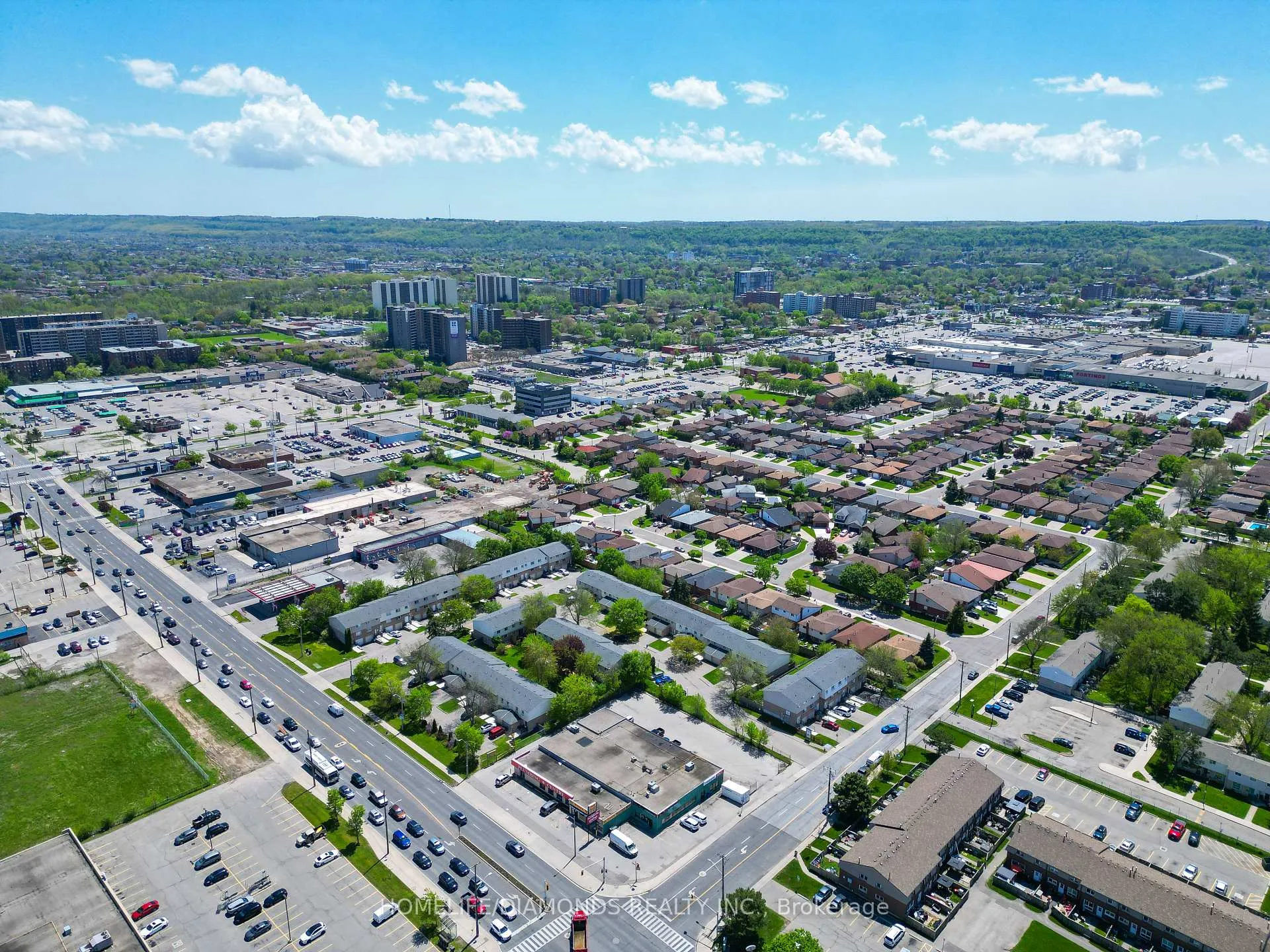 Photo 41 of Unit 35, 262 Kenora Avenue, Hamilton, Kentley — HOMEH