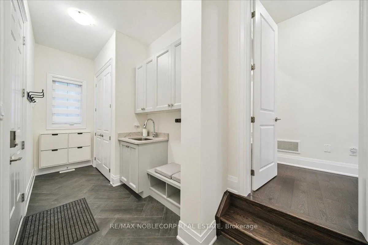 Photo 14 of Unit Main + Upper, 25 Brant Drive, Vaughan, Vellore Village — HOMEH