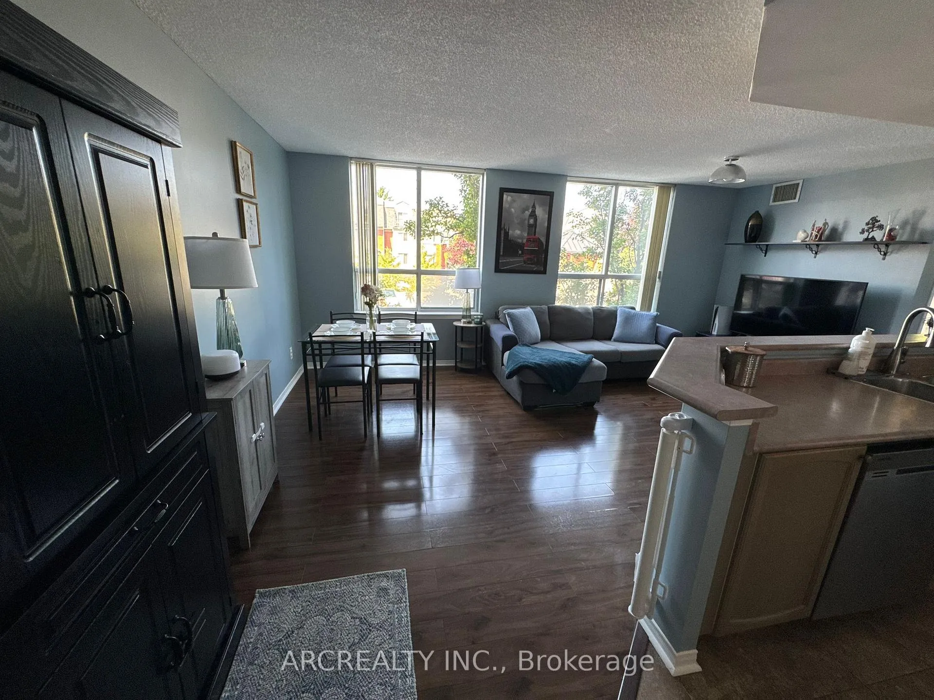 Photo 3 of Unit 206, 1625 Pickering Parkway, Pickering, Village East — HOMEH