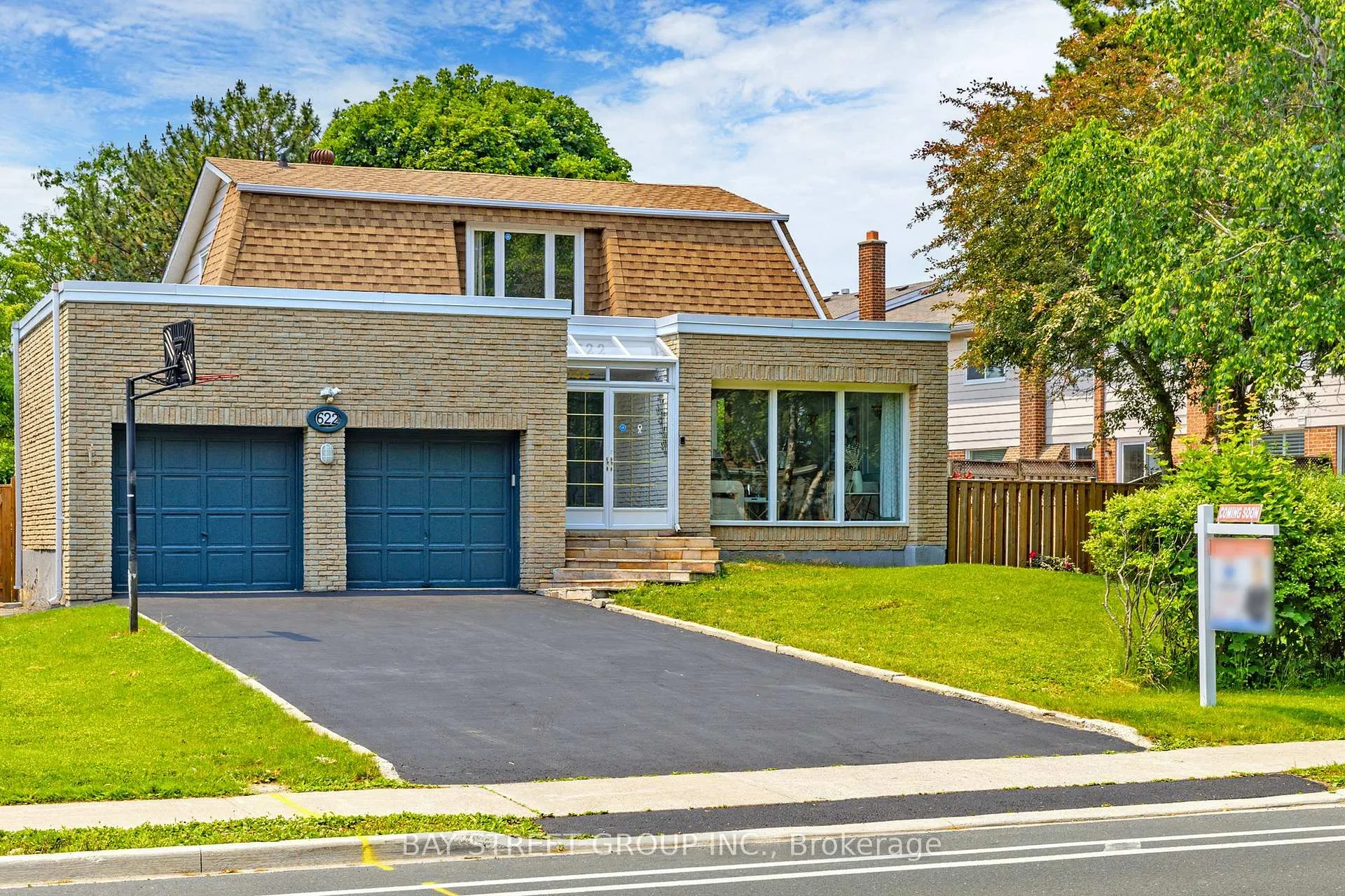 Photo 2 of 622 Village Parkway, Markham, Unionville — HOMEH