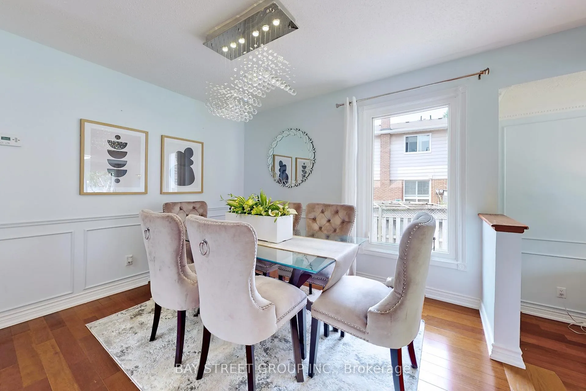 Photo 9 of 622 Village Parkway, Markham, Unionville — HOMEH