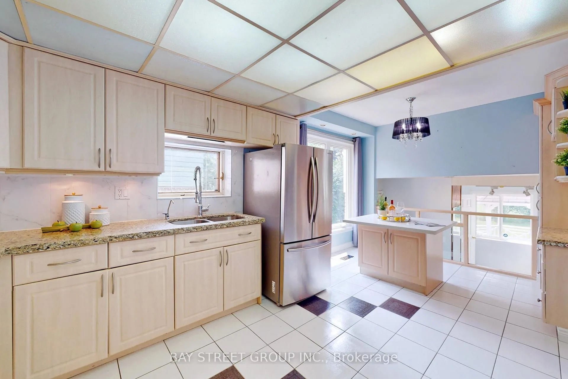 Photo 13 of 622 Village Parkway, Markham, Unionville — HOMEH