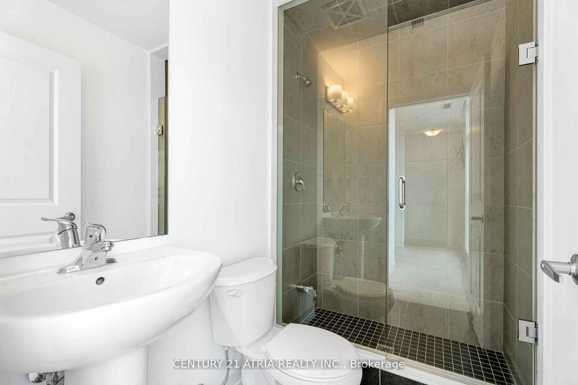 Photo 20 of Unit 2, 184 Angus Drive, Ajax, Central — HOMEH