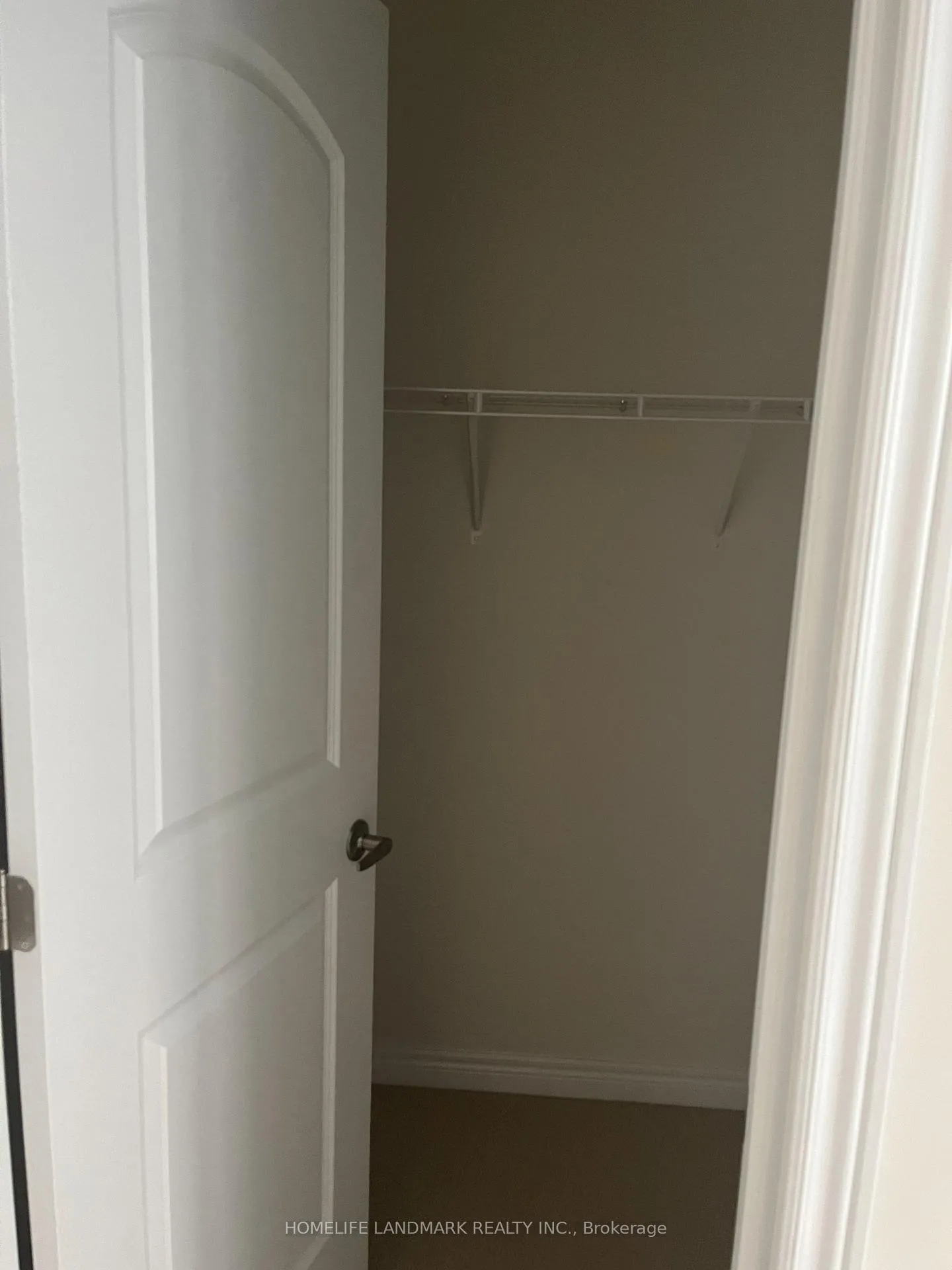 Photo 5 of 23 boland crt Crescent S, Aurora, Rural Aurora — HOMEH