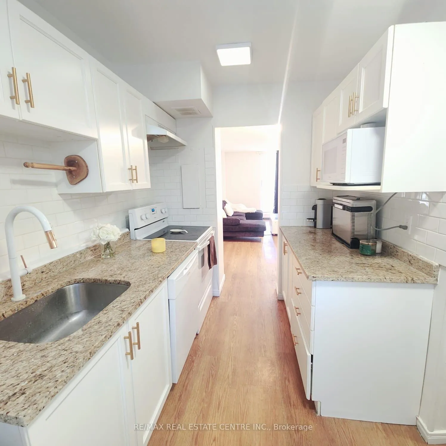 Photo 4 of Unit 110, 350 Quigley Road, Hamilton, Vincent — HOMEH