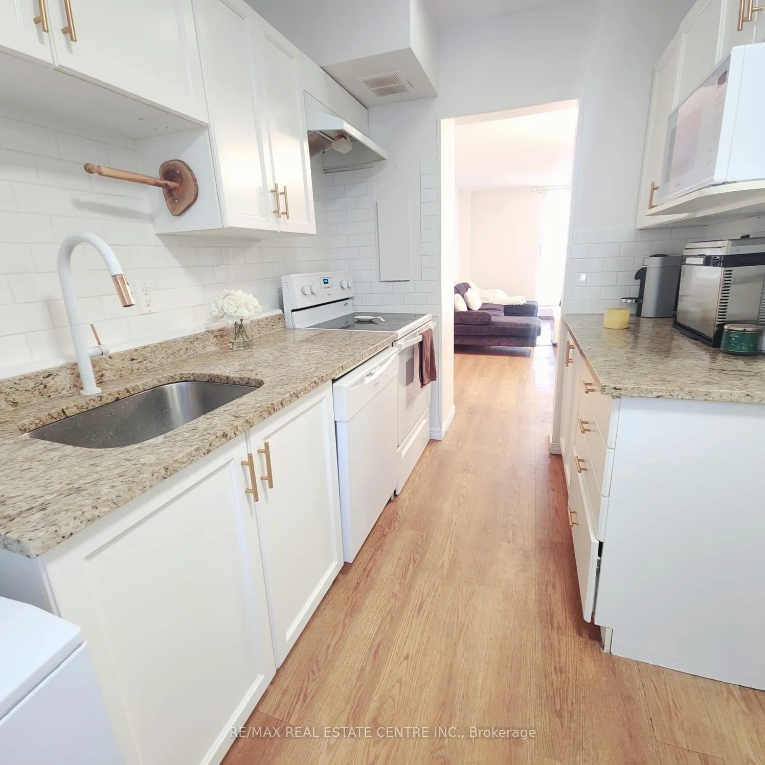 Photo 5 of Unit 110, 350 Quigley Road, Hamilton, Vincent — HOMEH