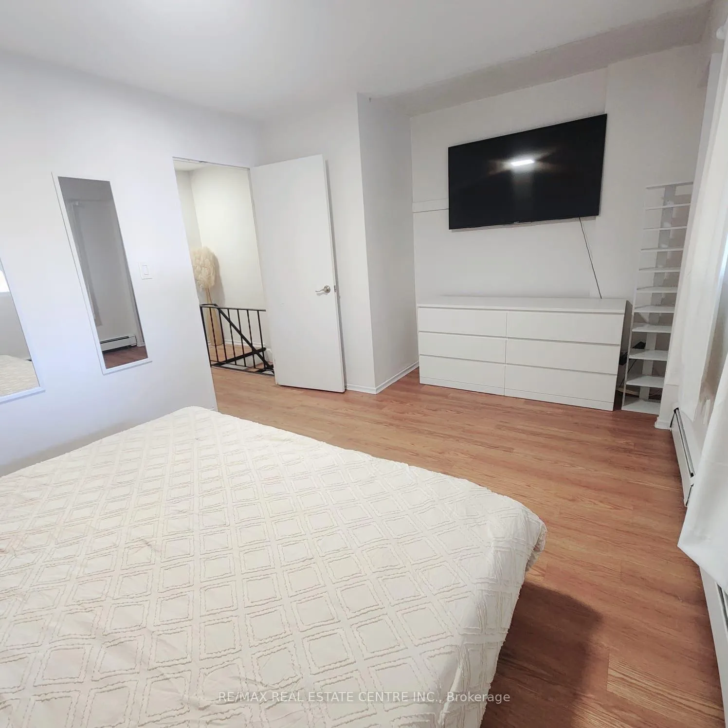 Photo 22 of Unit 110, 350 Quigley Road, Hamilton, Vincent — HOMEH