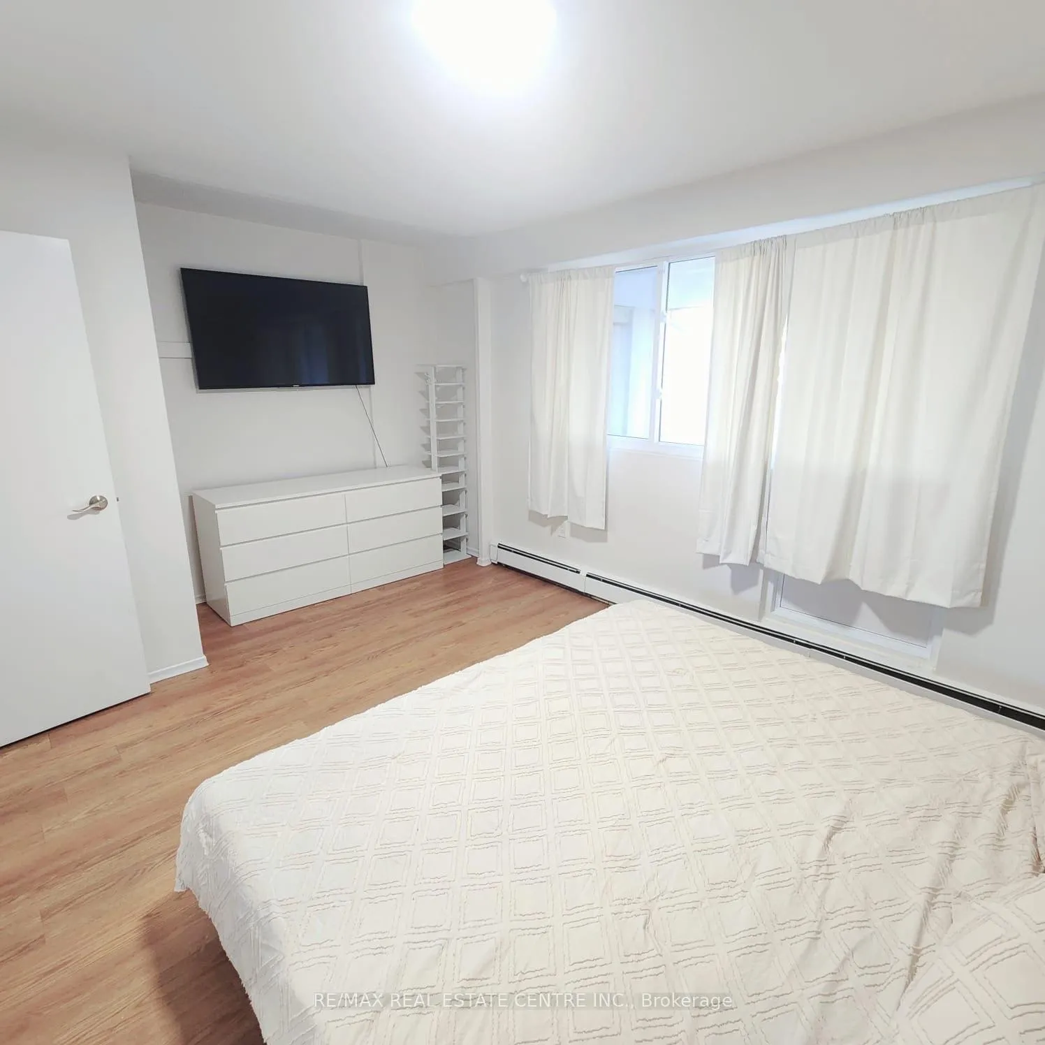 Photo 24 of Unit 110, 350 Quigley Road, Hamilton, Vincent — HOMEH