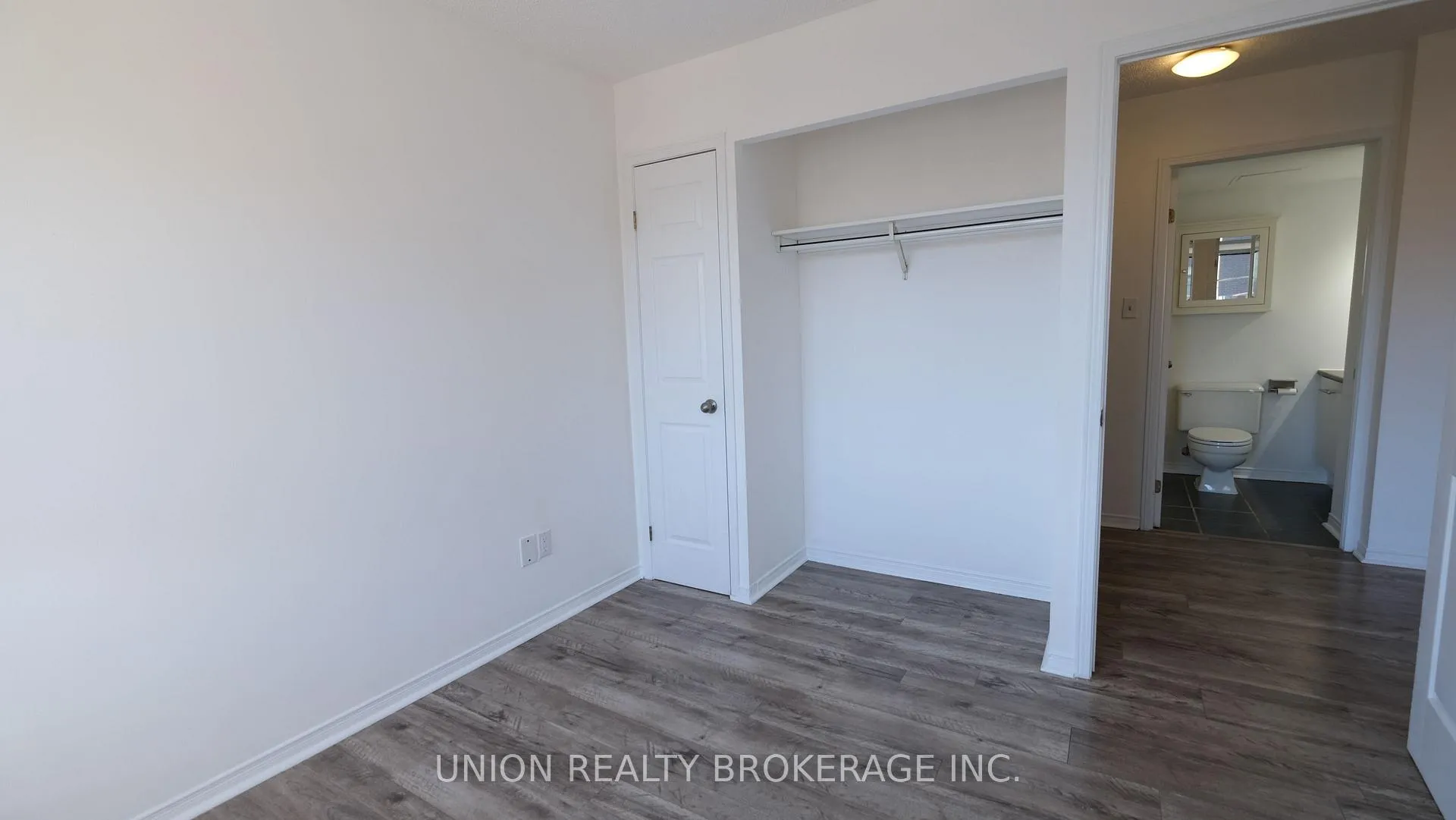 Photo 11 of Unit 301, 716 Kingston Road, Toronto, The Beaches — HOMEH