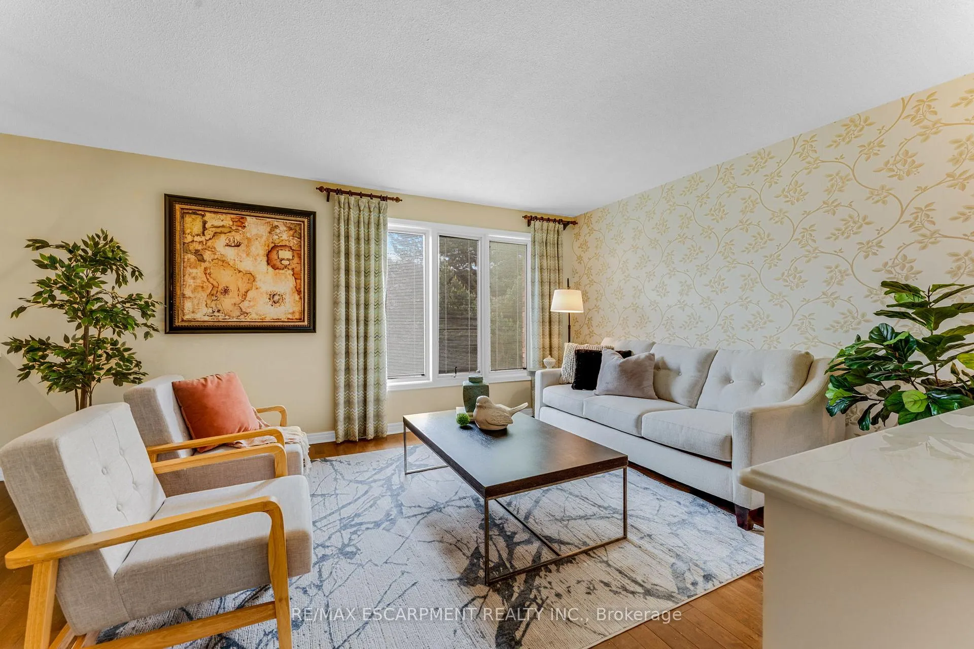 Photo 6 of Unit 22, 178 Scott Street, St. Catharines, Fairview — HOMEH