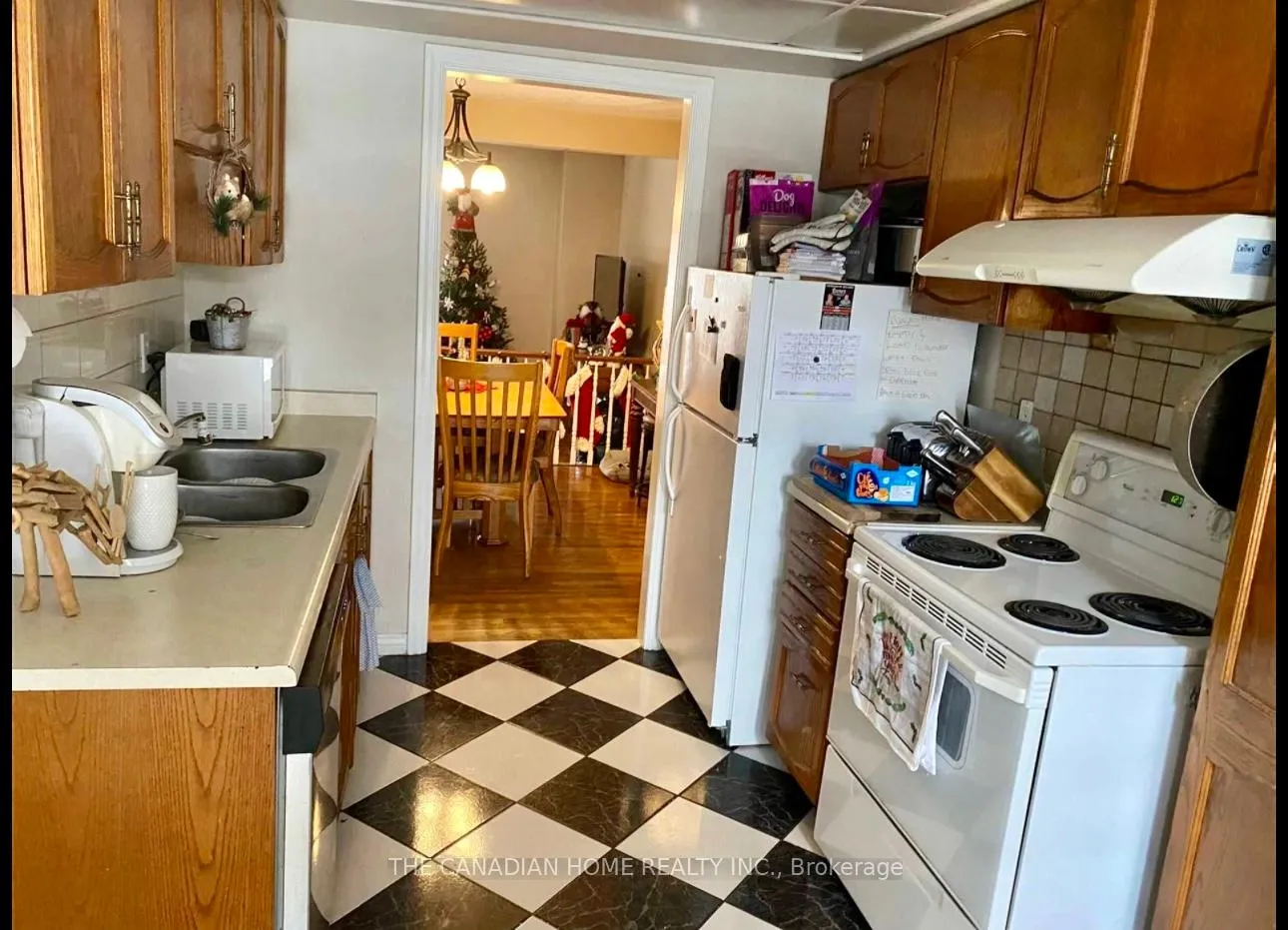 Photo 16 of Unit 2, 494 Barton Street E, Hamilton, Stoney Creek — HOMEH