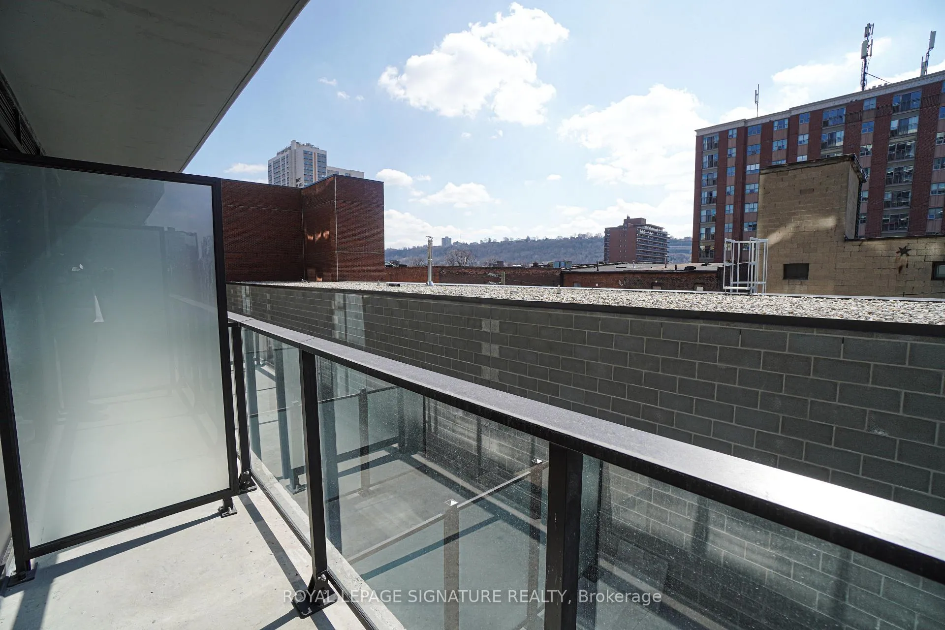 Photo 6 of Unit 404, 1 Jarvis Street, Hamilton, Beasley — HOMEH