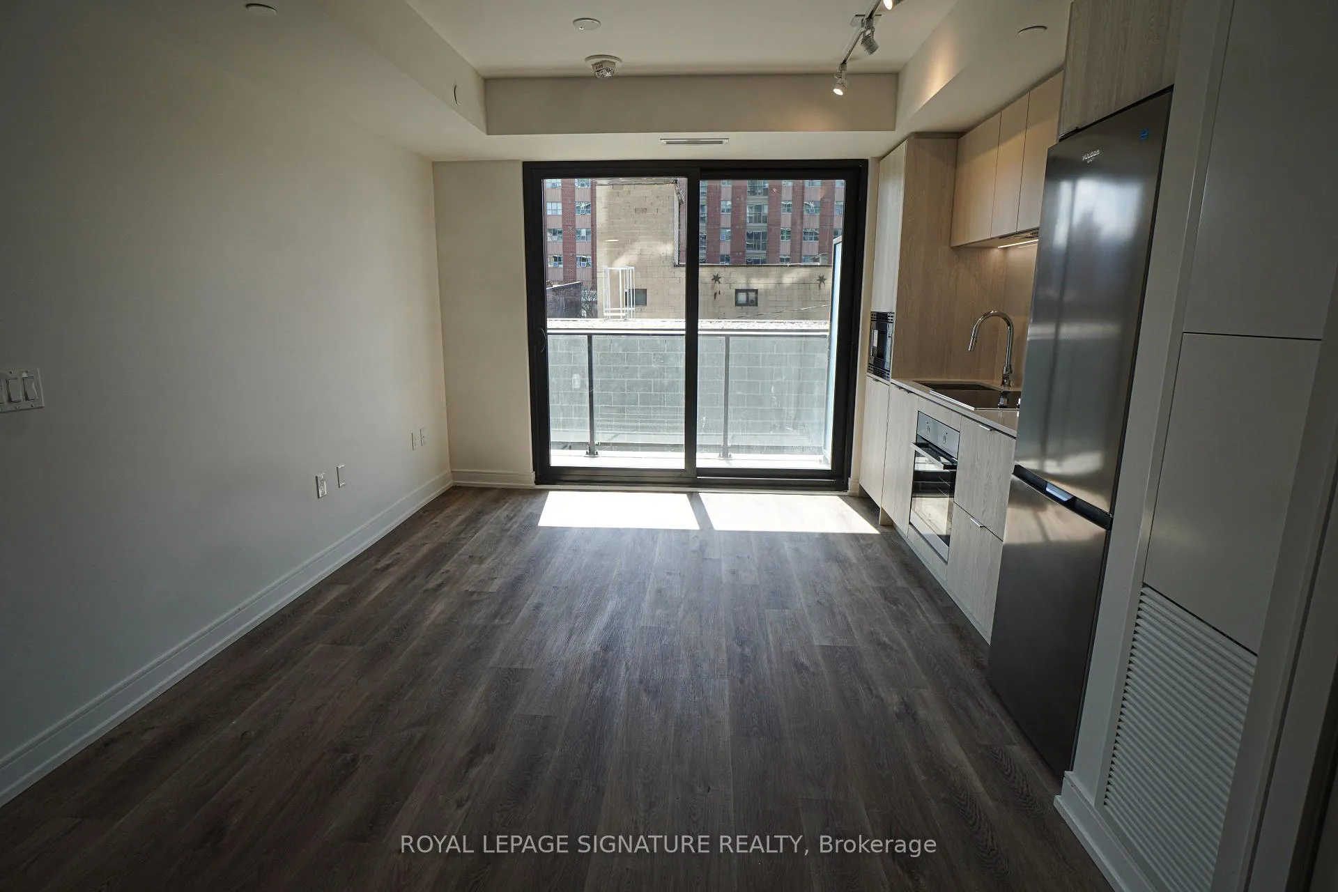 Photo 11 of Unit 404, 1 Jarvis Street, Hamilton, Beasley — HOMEH