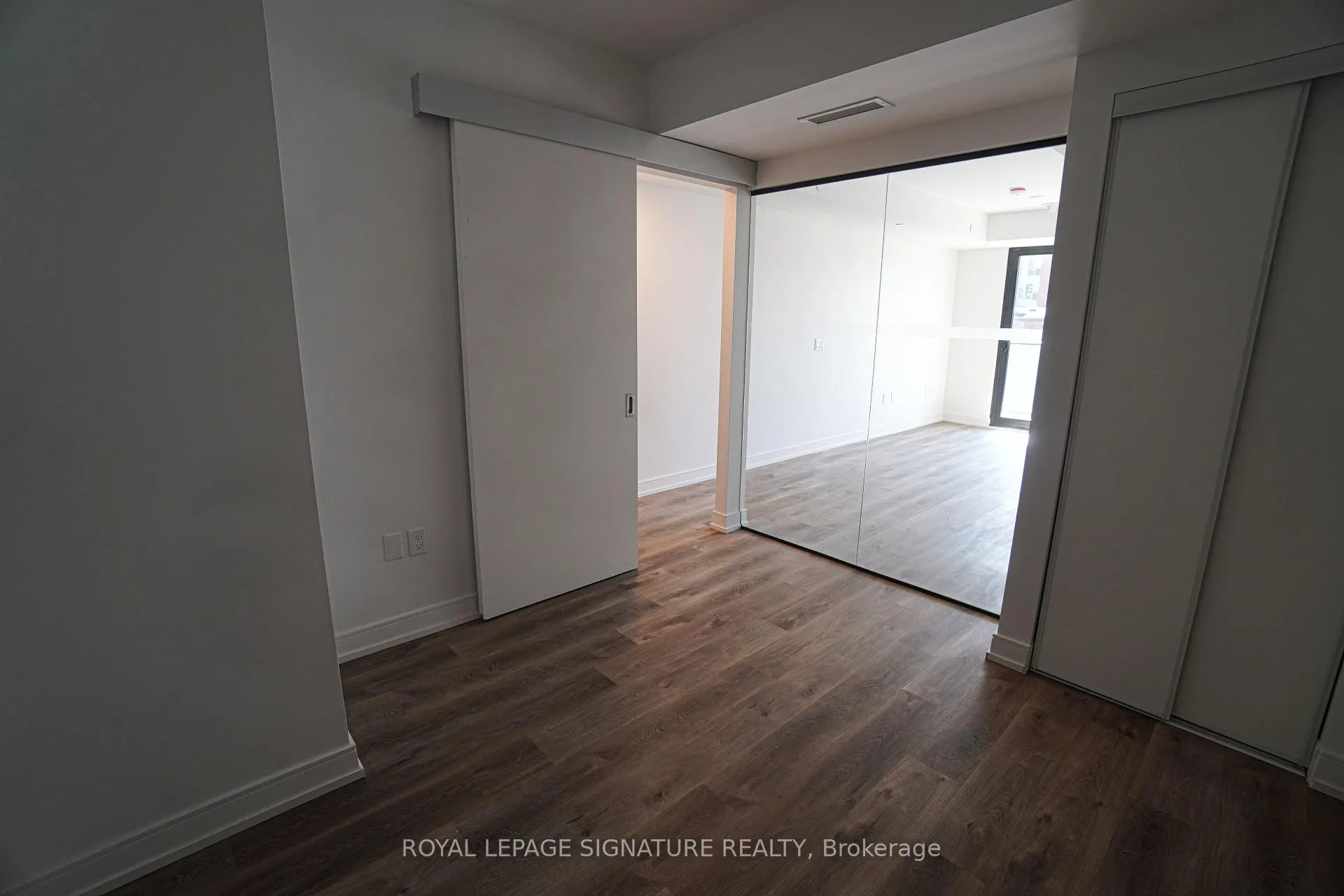 Photo 14 of Unit 404, 1 Jarvis Street, Hamilton, Beasley — HOMEH