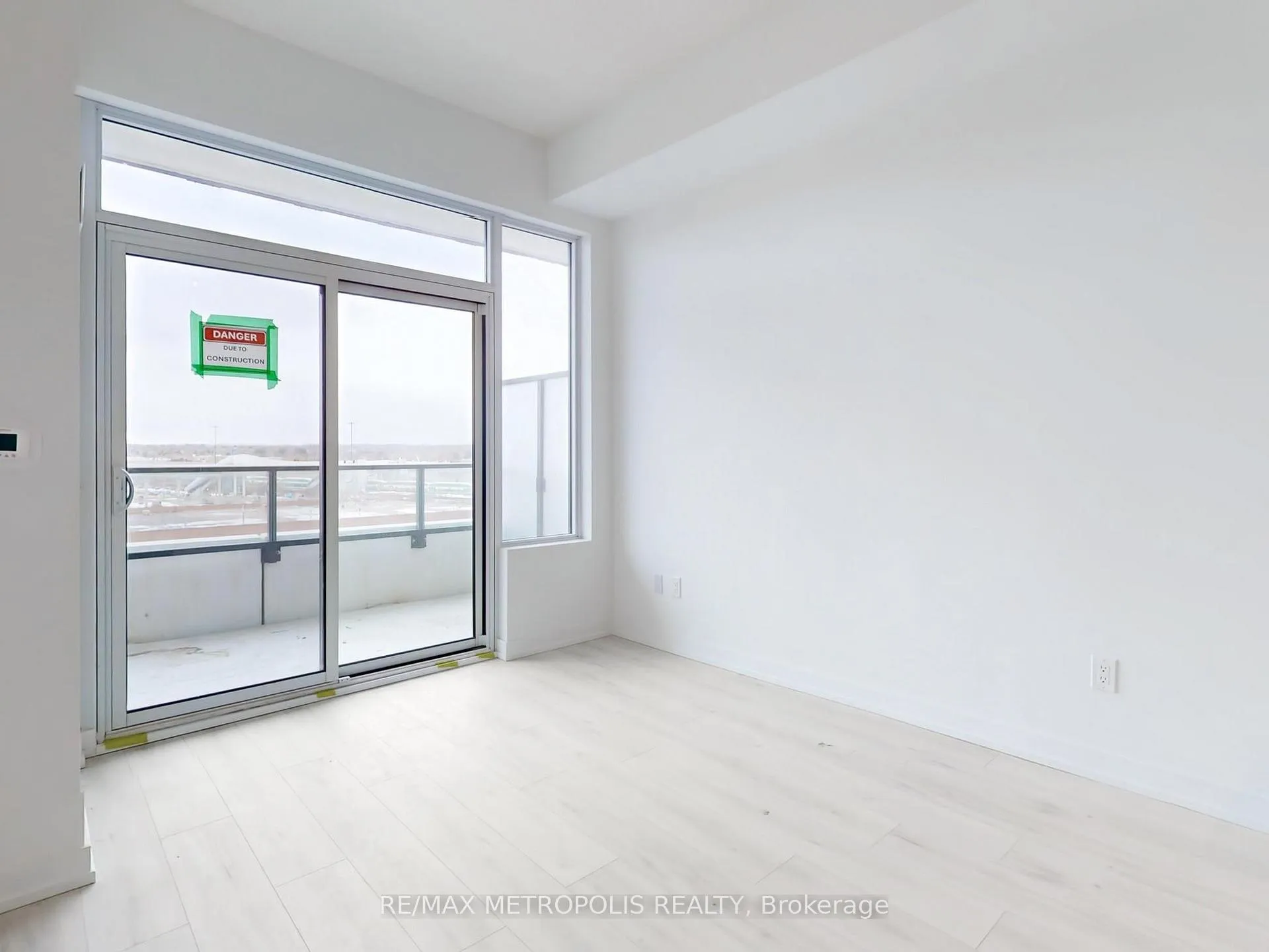 Photo 10 of Unit 708, 1435 Celebration Drive, Pickering, Bay Ridges — HOMEH