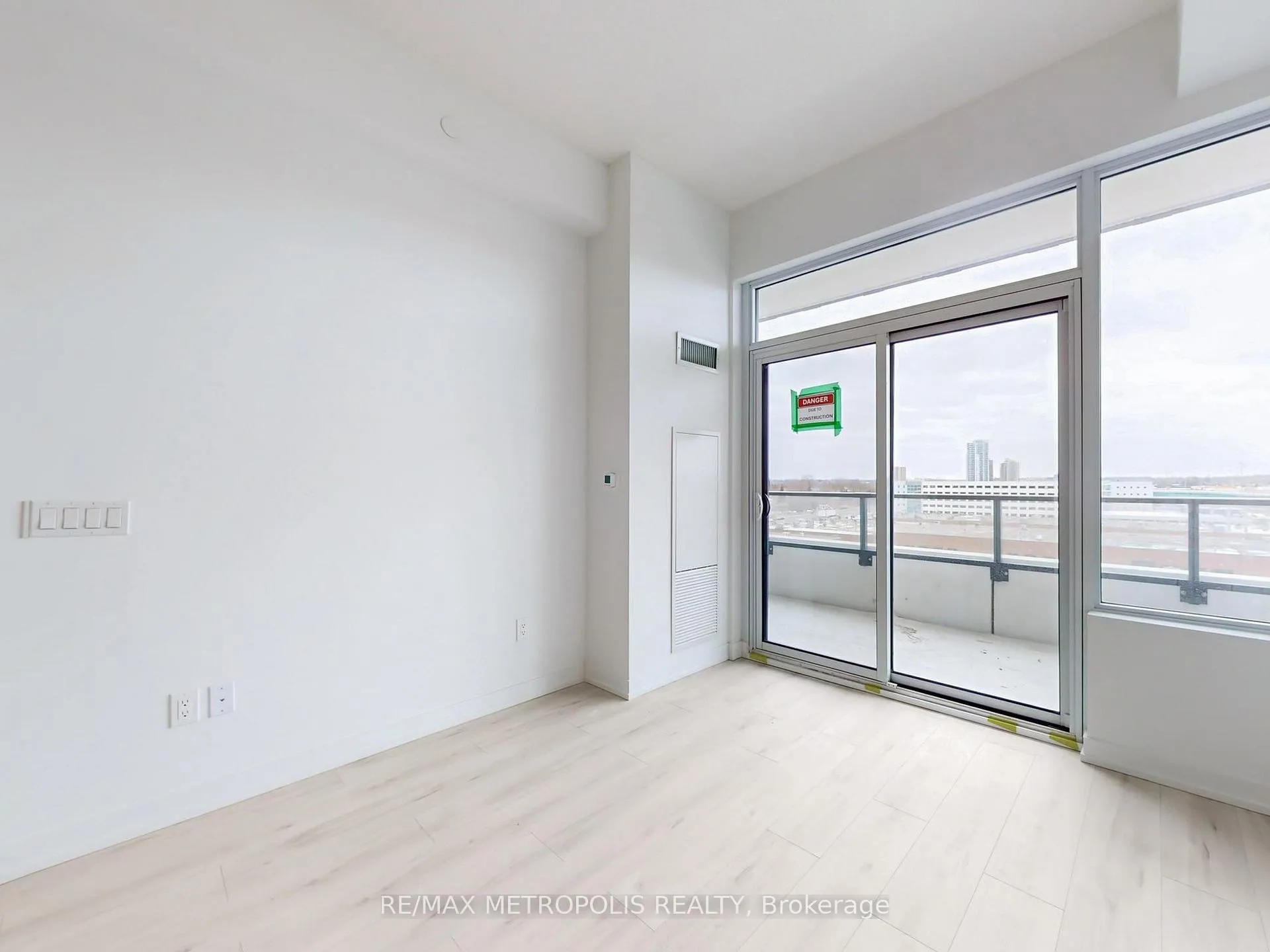 Photo 12 of Unit 708, 1435 Celebration Drive, Pickering, Bay Ridges — HOMEH