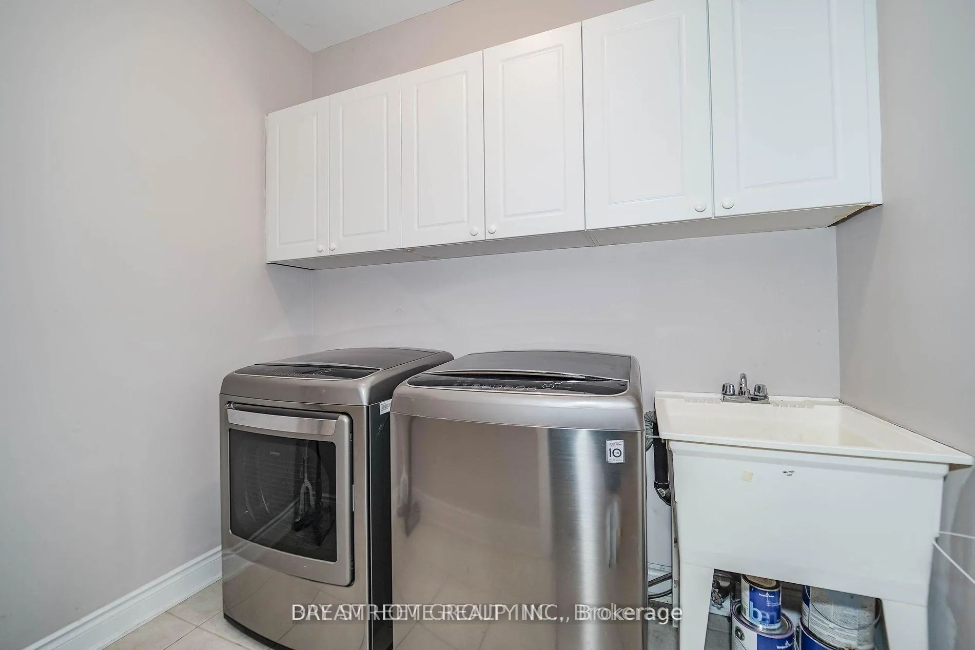 Photo 19 of 116 Foxwood Road, Vaughan, Patterson — HOMEH