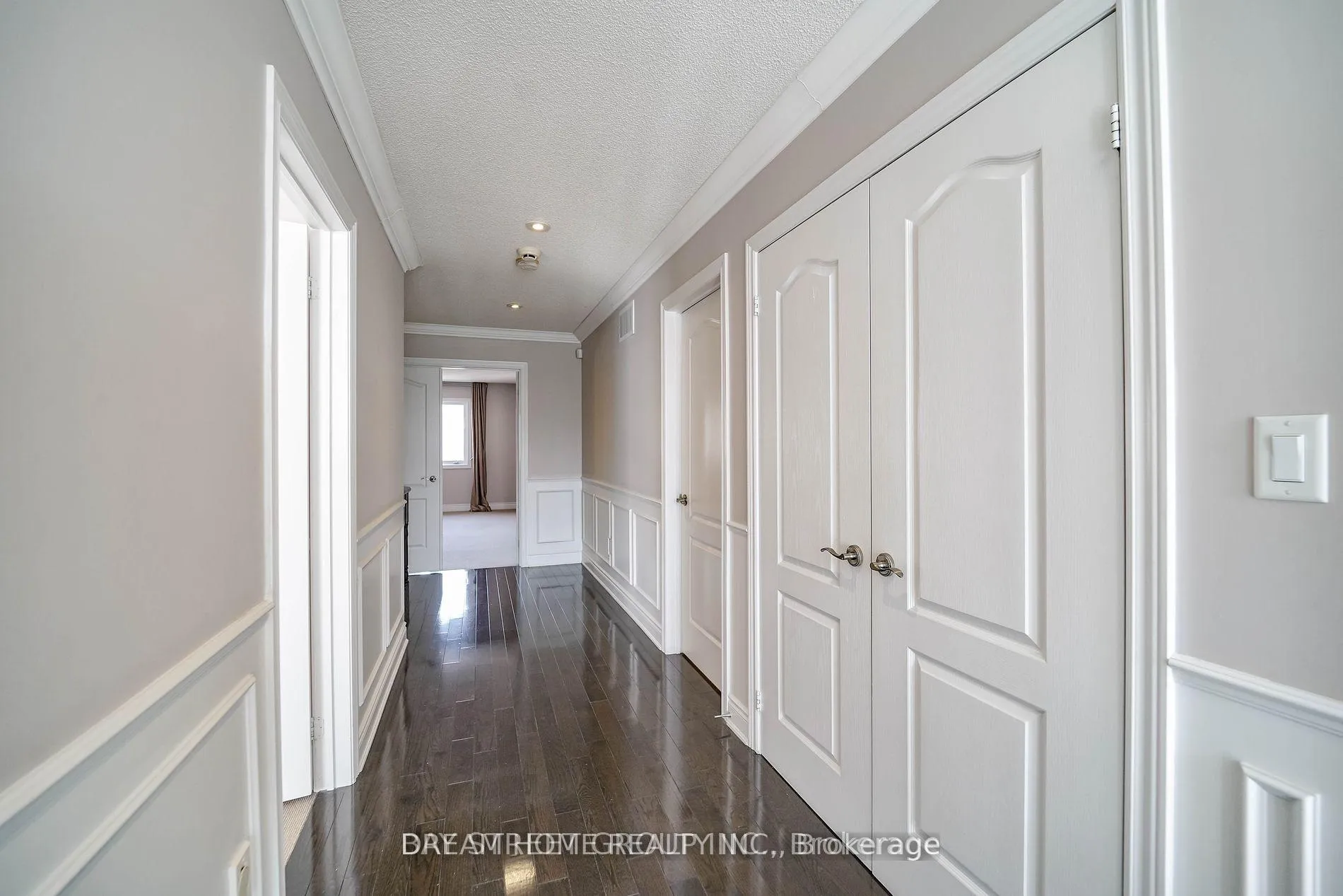 Photo 23 of 116 Foxwood Road, Vaughan, Patterson — HOMEH