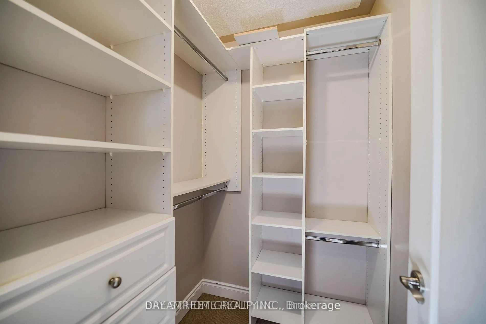 Photo 30 of 116 Foxwood Road, Vaughan, Patterson — HOMEH