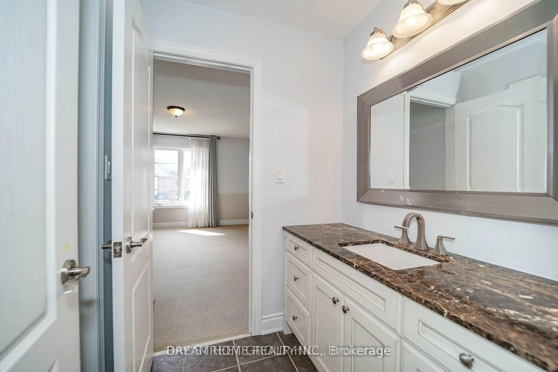 Photo 31 of 116 Foxwood Road, Vaughan, Patterson — HOMEH