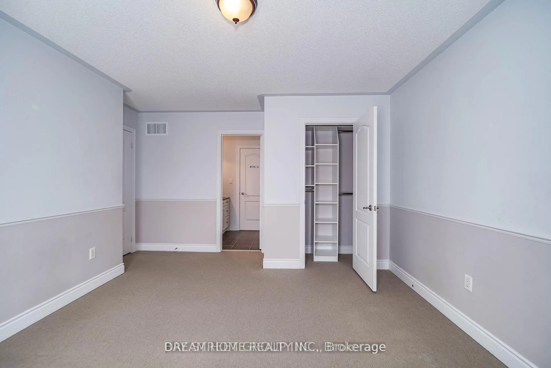 Photo 35 of 116 Foxwood Road, Vaughan, Patterson — HOMEH
