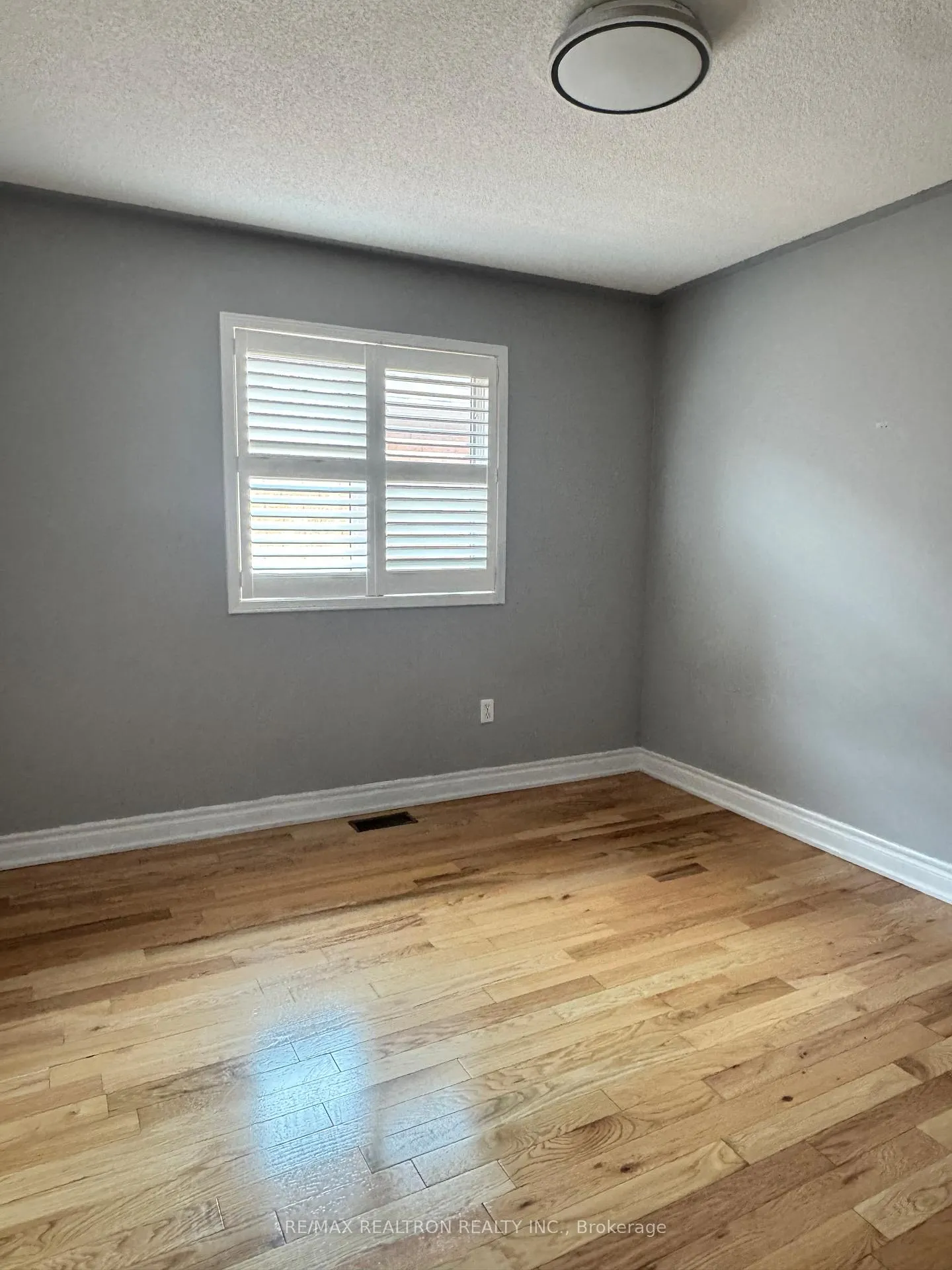 Photo 10 of 42 Appleview Road, Markham, Greensborough — HOMEH