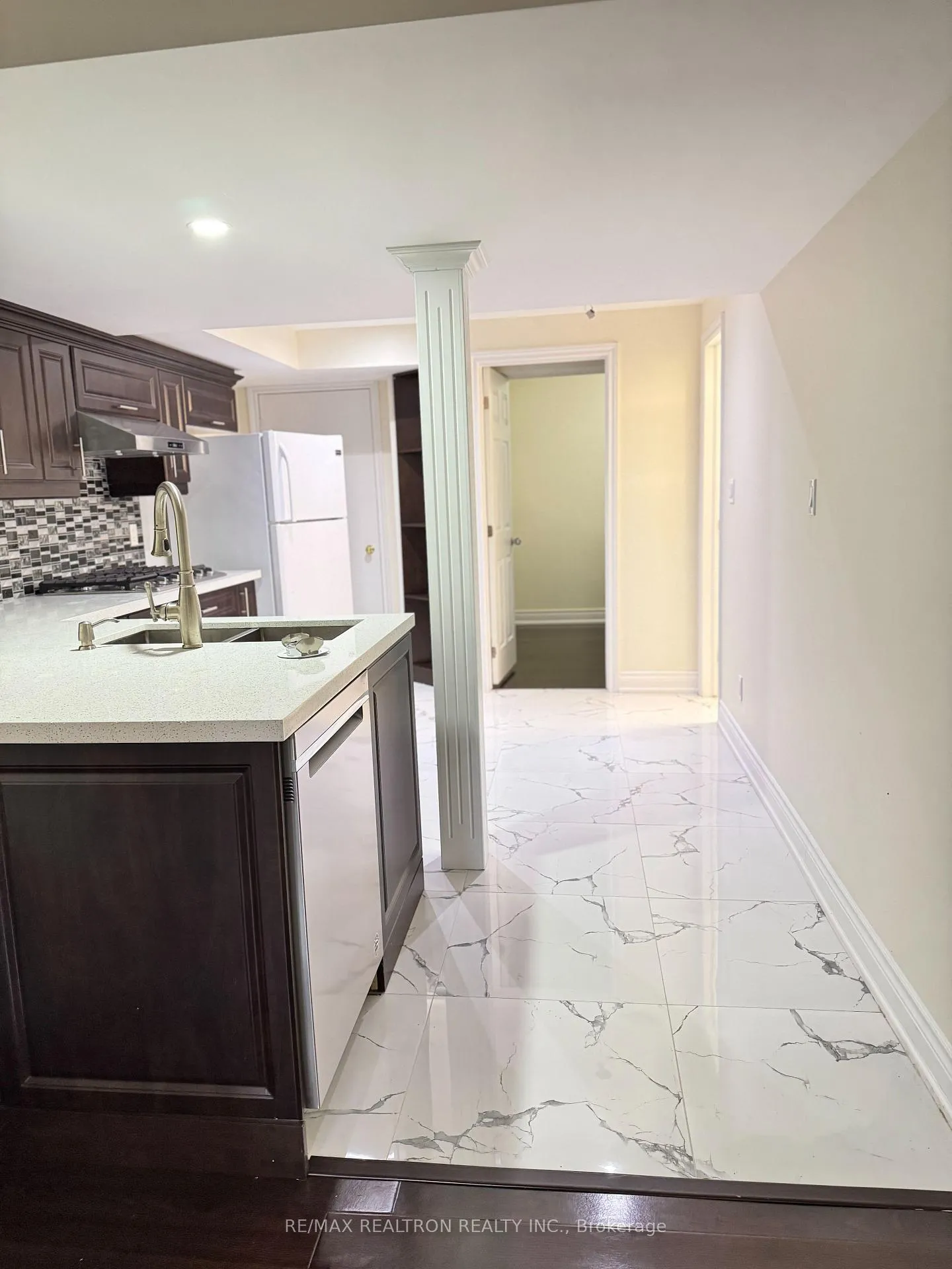 Photo 12 of 42 Appleview Road, Markham, Greensborough — HOMEH
