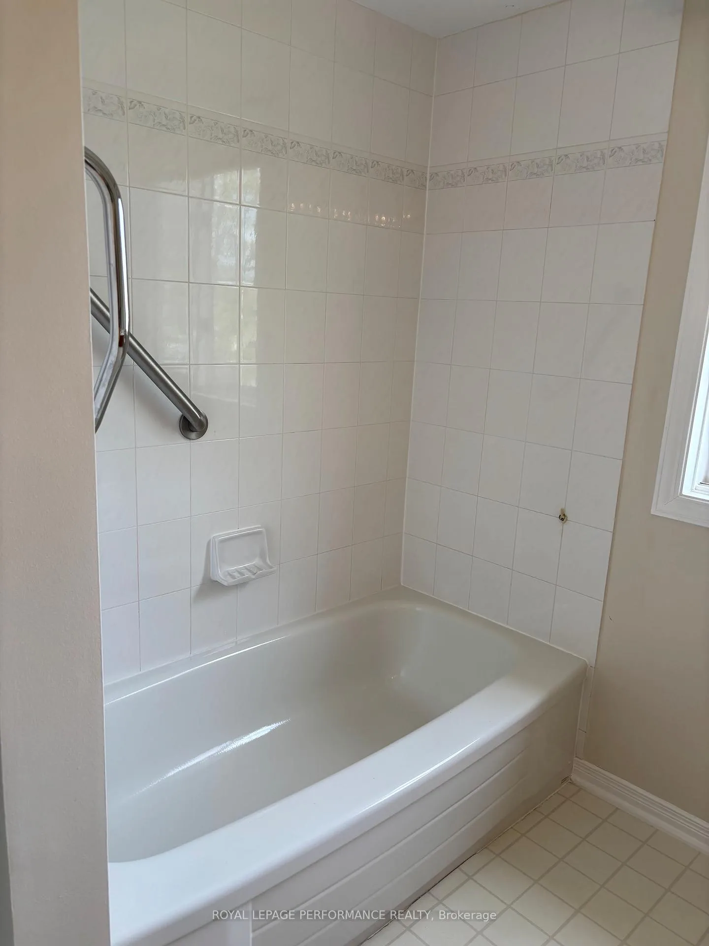 Photo 19 of Unit 6, 6183 Red Willow Drive, Ottawa, Chapel Hill — HOMEH