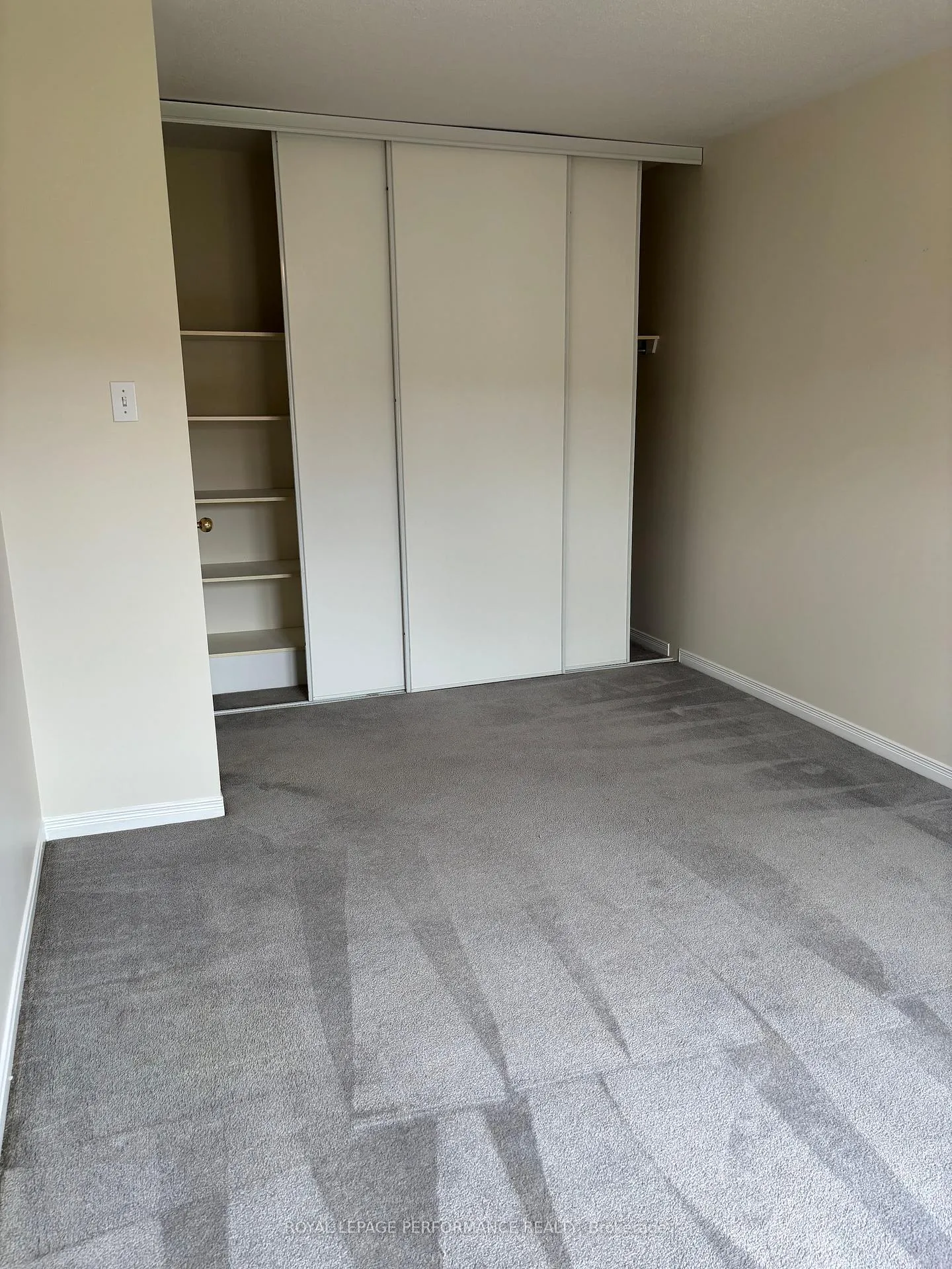 Photo 21 of Unit 6, 6183 Red Willow Drive, Ottawa, Chapel Hill — HOMEH