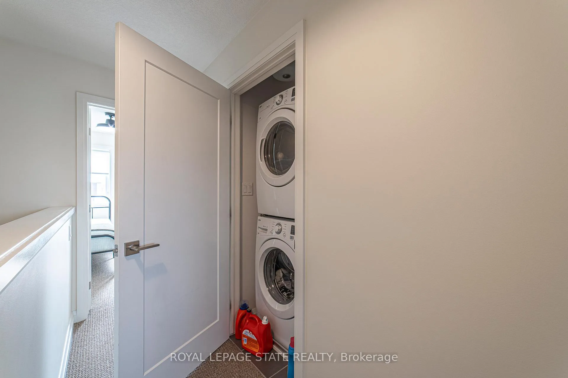 Photo 19 of Unit 40, 35 Midhurst Heights, Hamilton, Stoney Creek — HOMEH