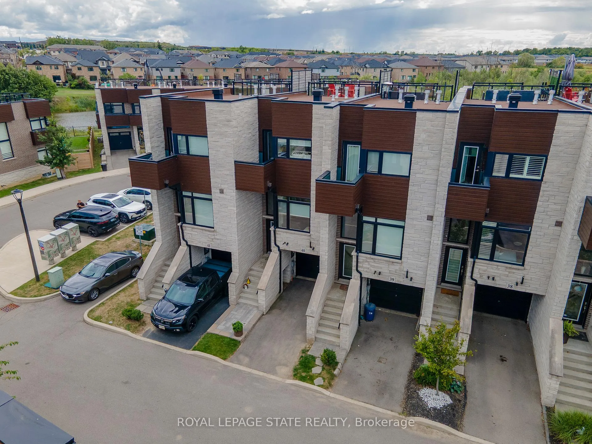 Photo 44 of Unit 40, 35 Midhurst Heights, Hamilton, Stoney Creek — HOMEH