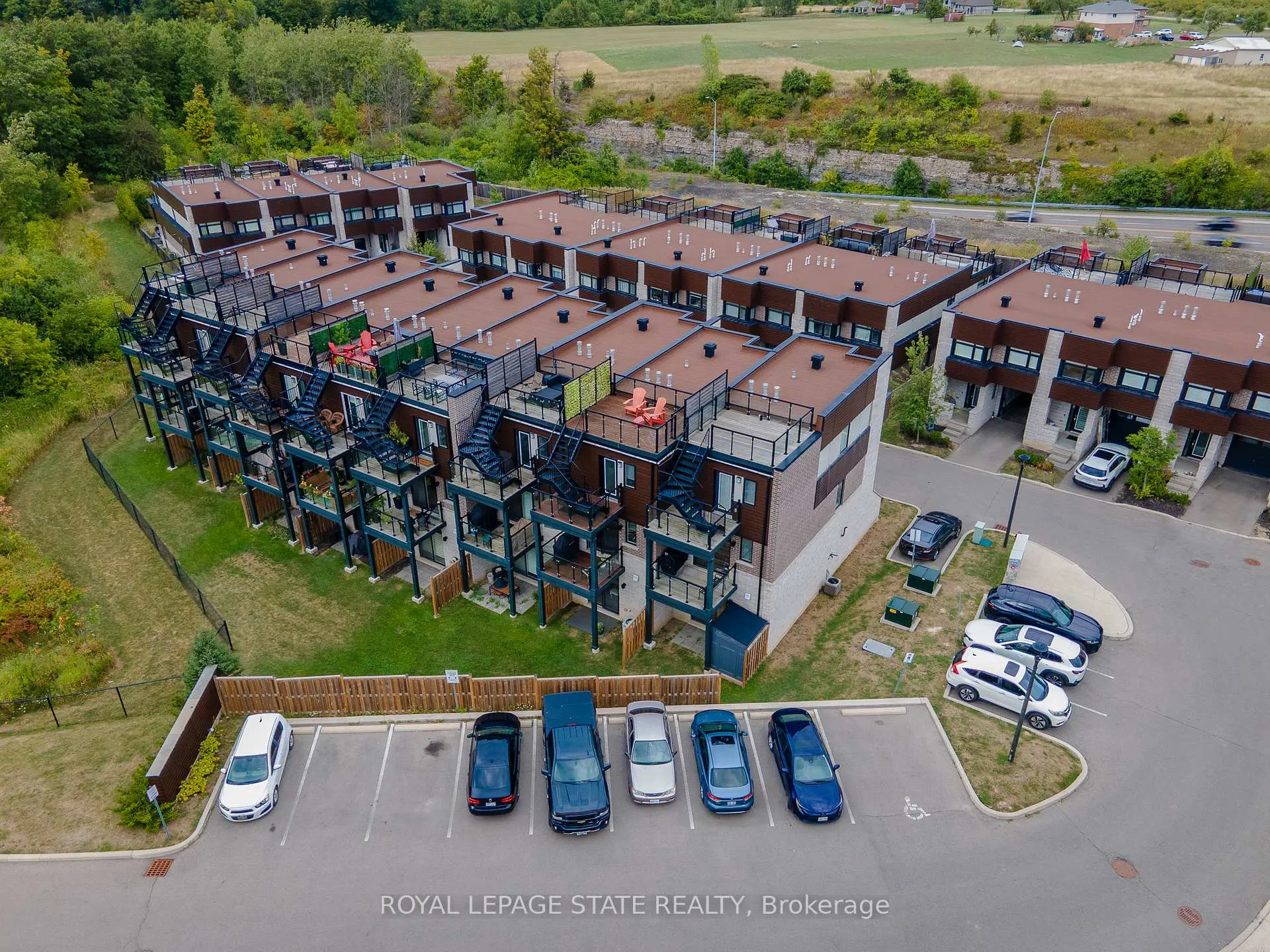 Photo 47 of Unit 40, 35 Midhurst Heights, Hamilton, Stoney Creek — HOMEH