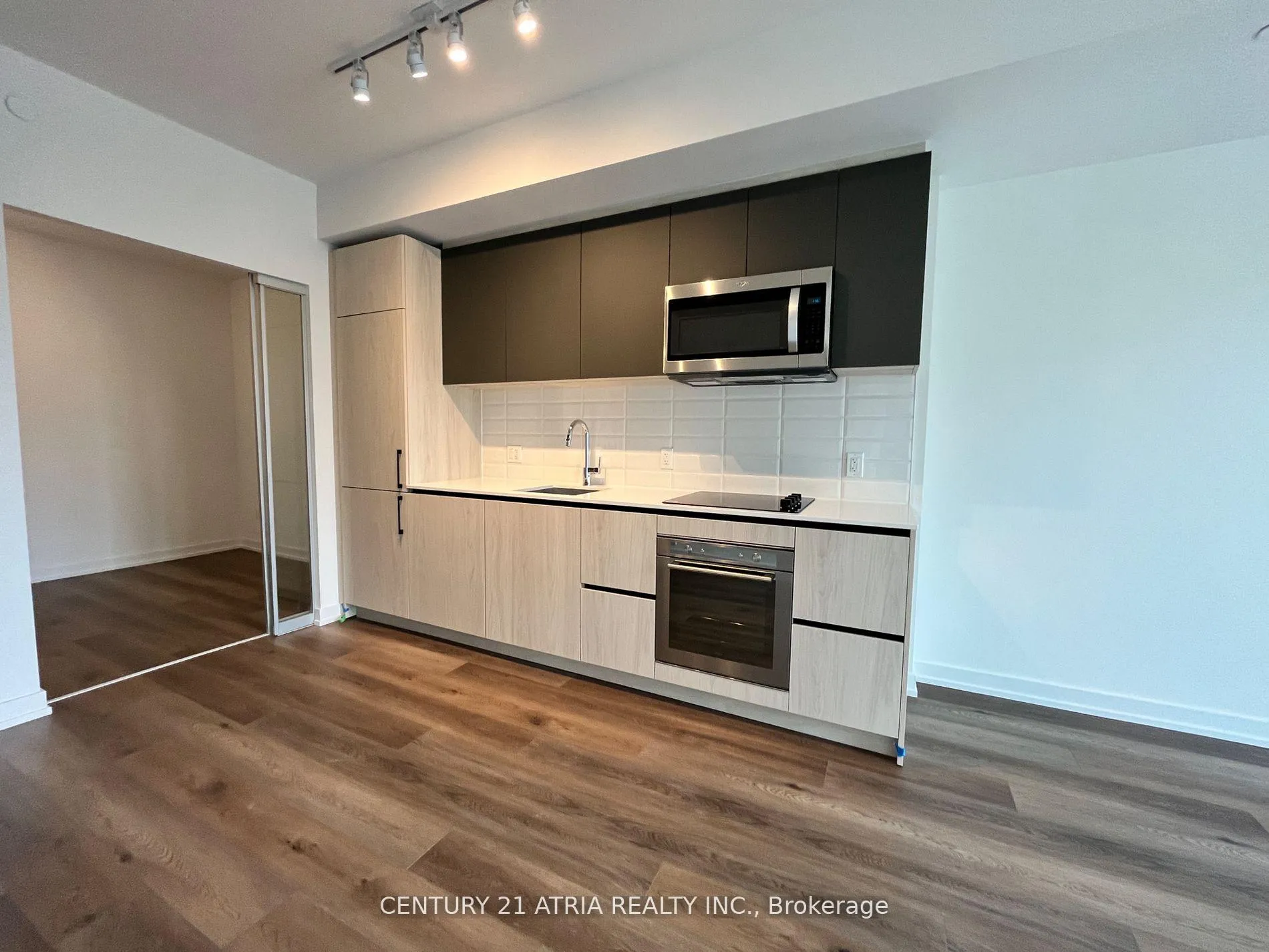 Photo 2 of Unit 415, 150 Logan Avenue, Toronto, South Riverdale — HOMEH