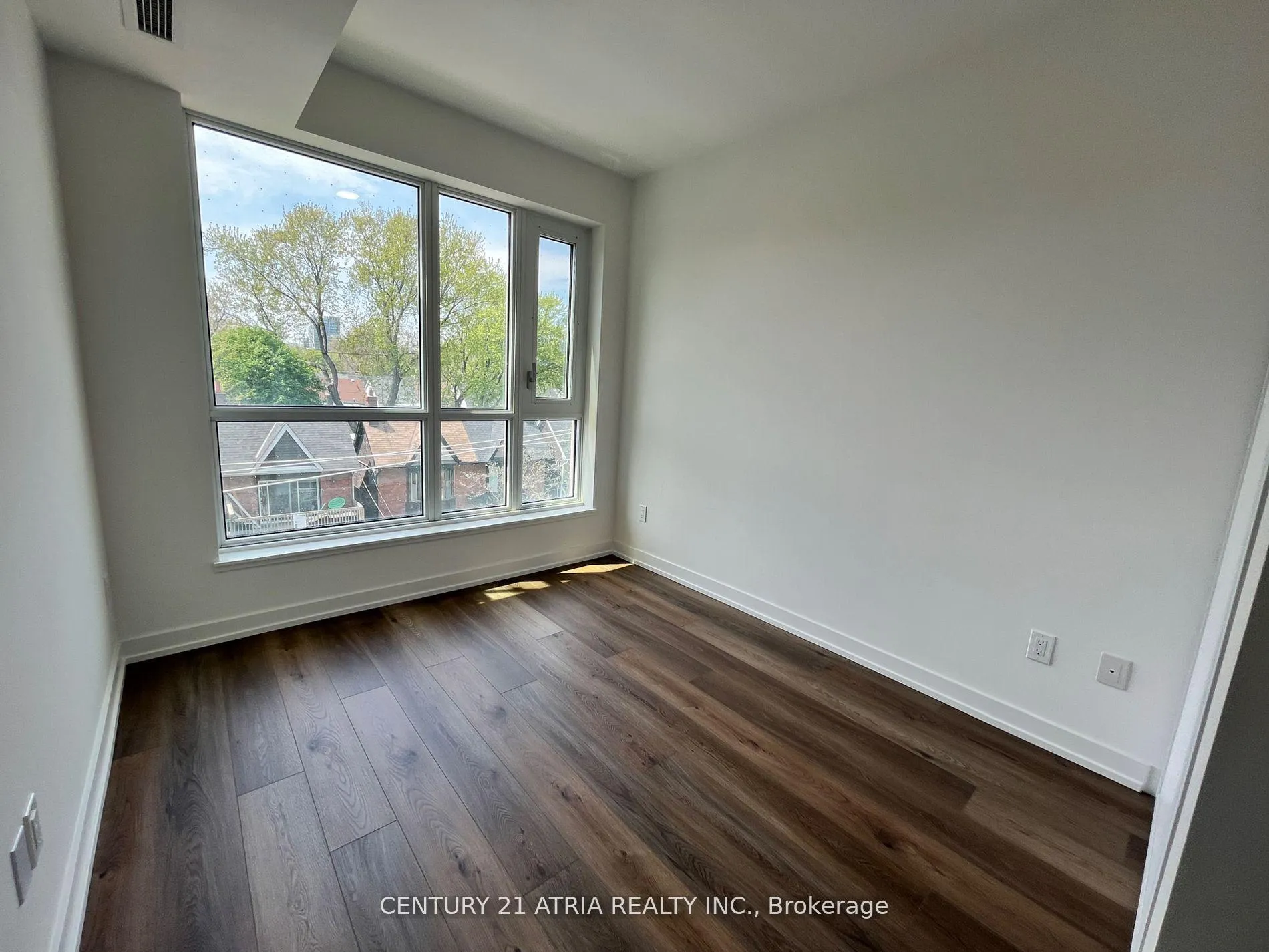 Photo 5 of Unit 415, 150 Logan Avenue, Toronto, South Riverdale — HOMEH