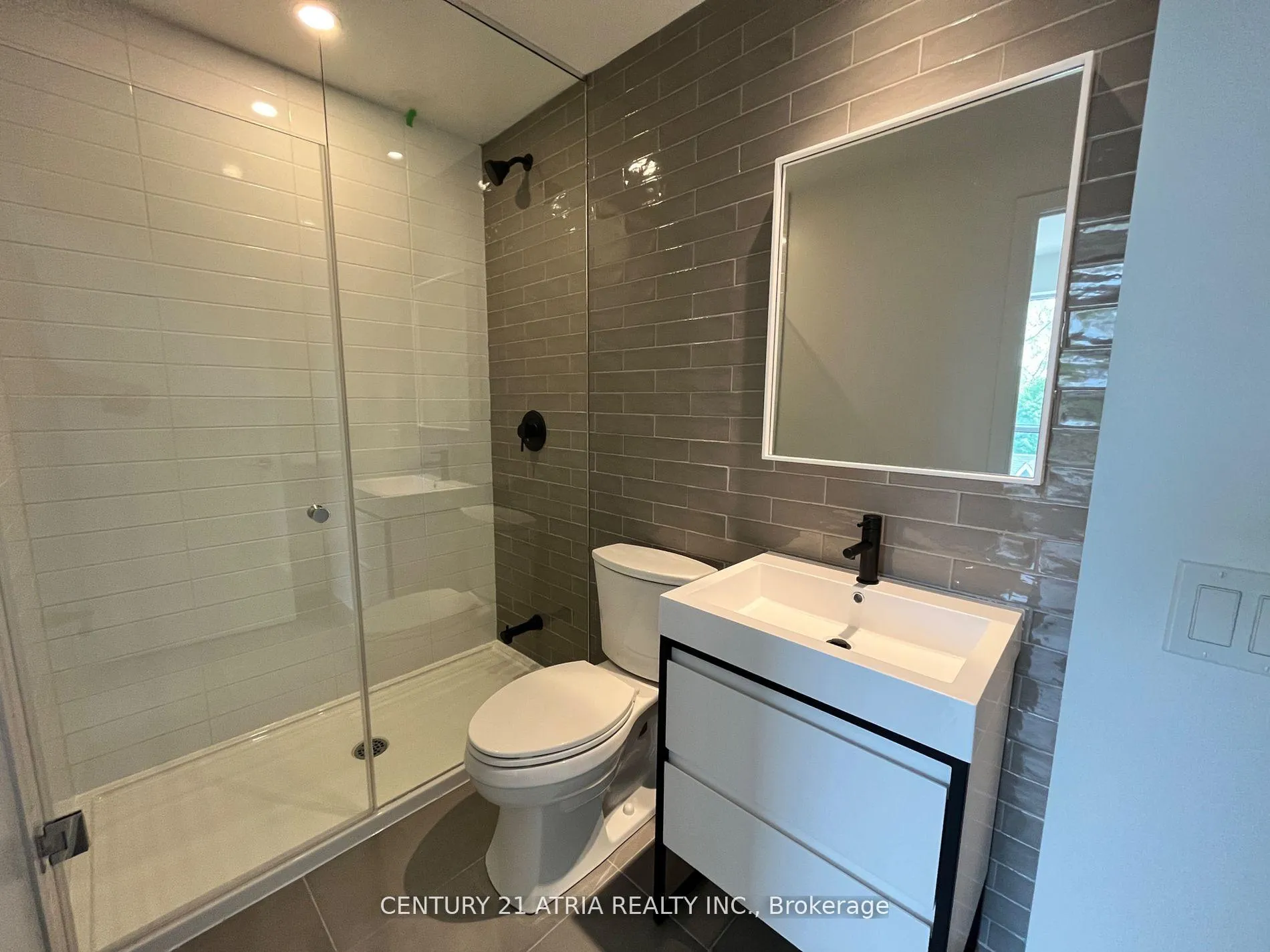 Photo 7 of Unit 415, 150 Logan Avenue, Toronto, South Riverdale — HOMEH