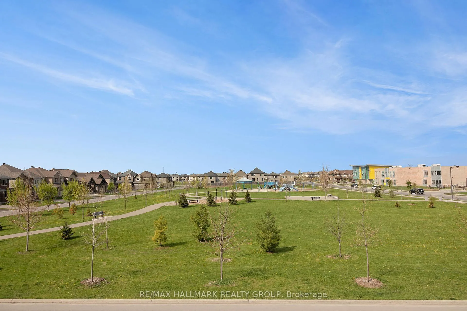 Photo 15 of Unit B, 735 Magnolia Street, Ottawa, Avalon West — HOMEH