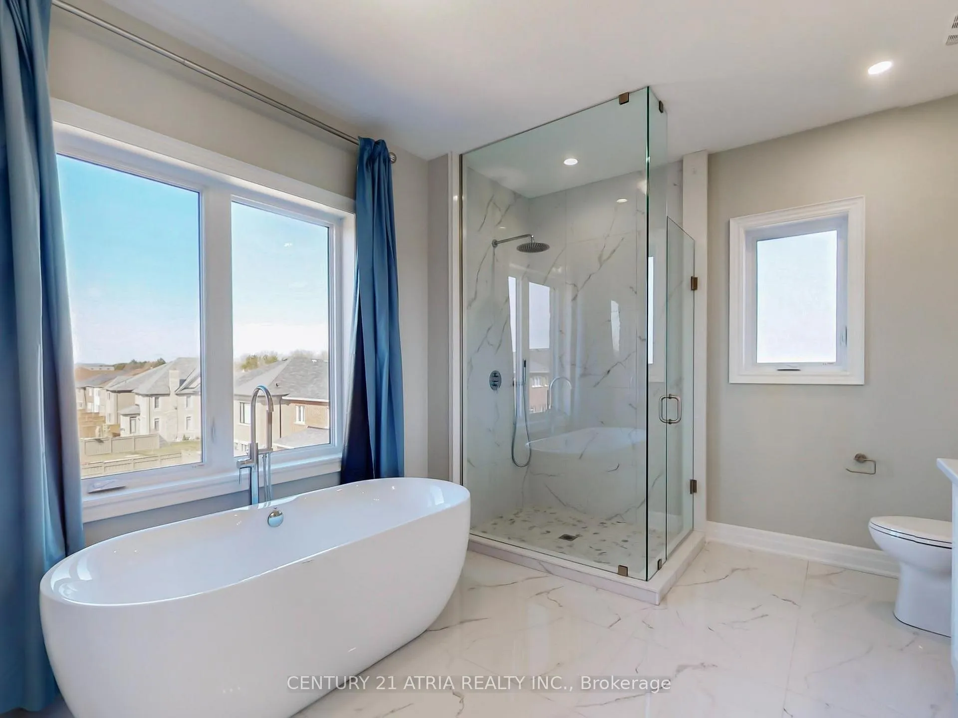 Photo 21 of 233 Conklin Crescent, Aurora, Rural Aurora — HOMEH