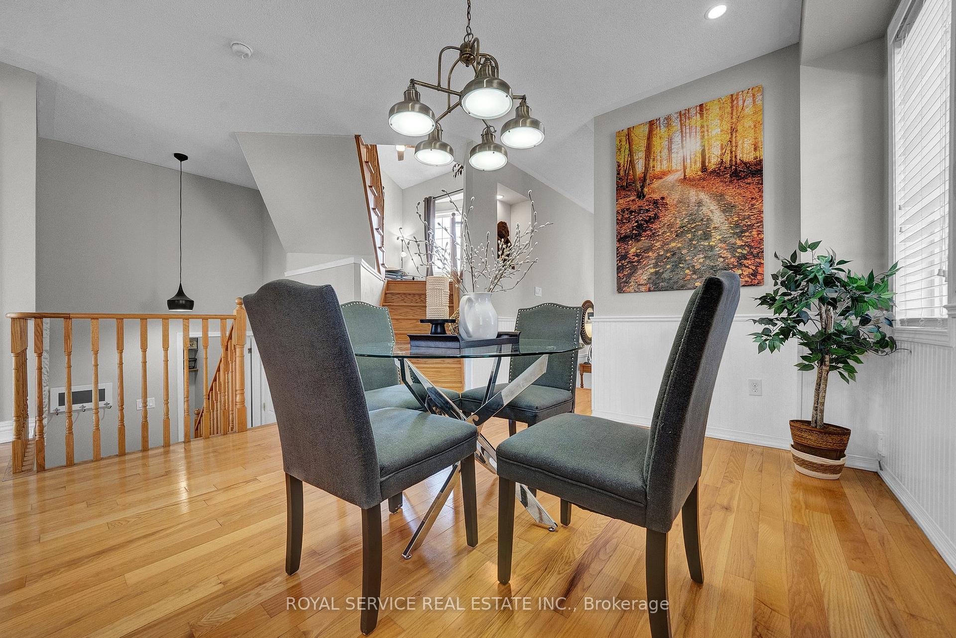 Photo 11 of 35 Alldread Crescent, Clarington, Newcastle — HOMEH